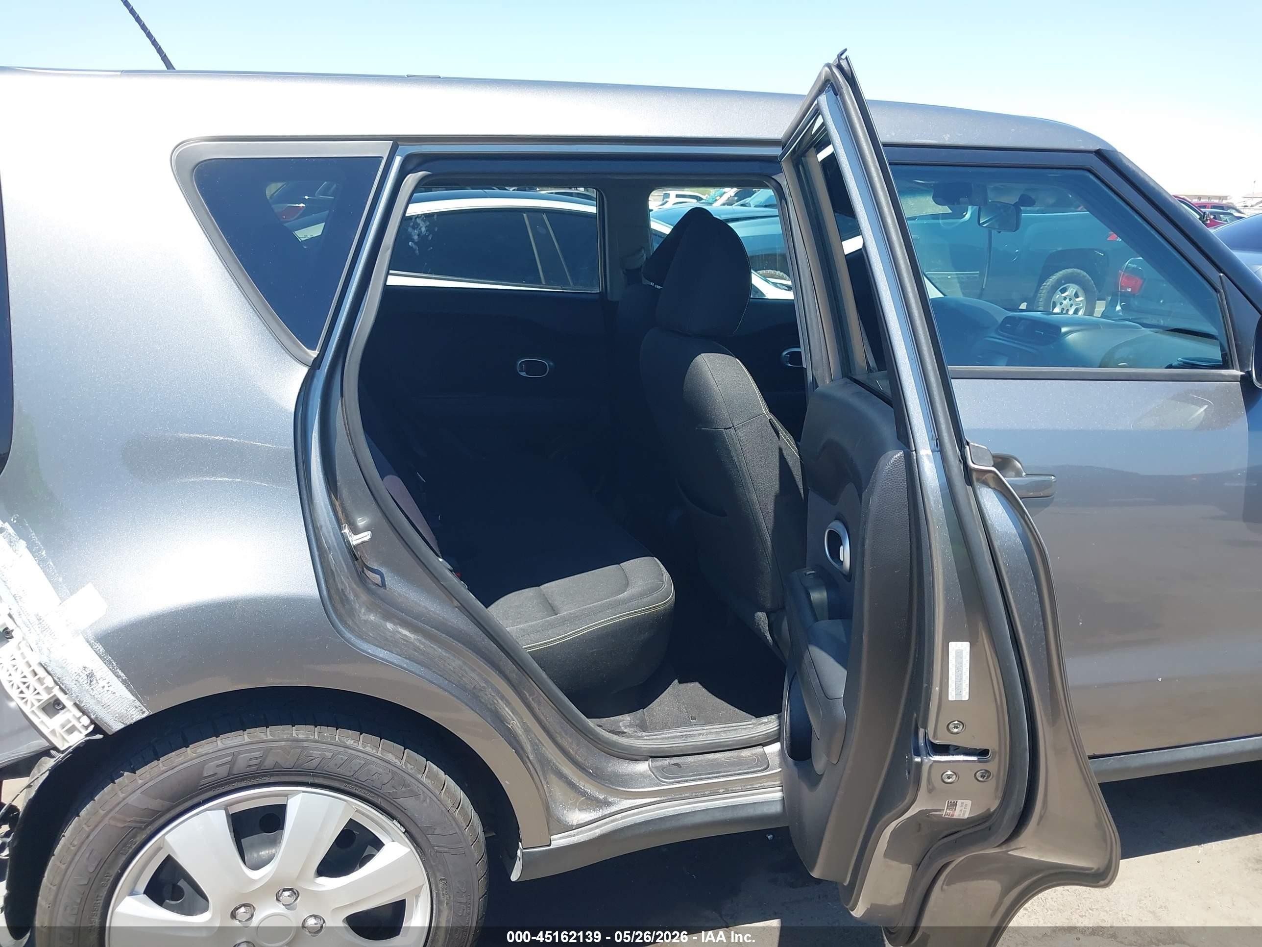 2015 Kia Soul + Gray vin: KNDJP3A57F7126674