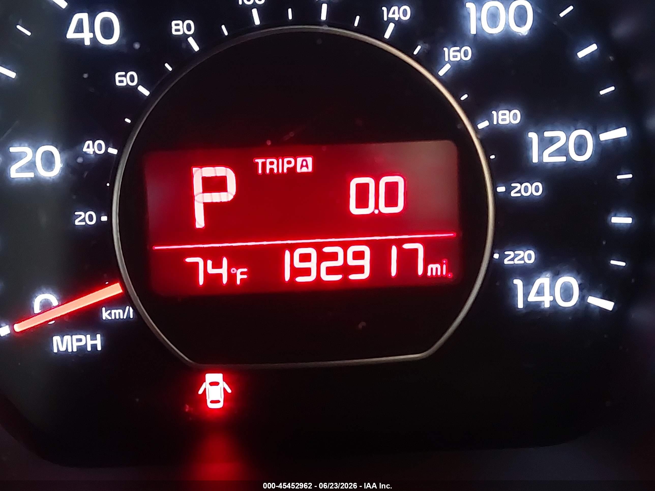 2015 Kia Soul + White vin: KNDJP3A57F7152191