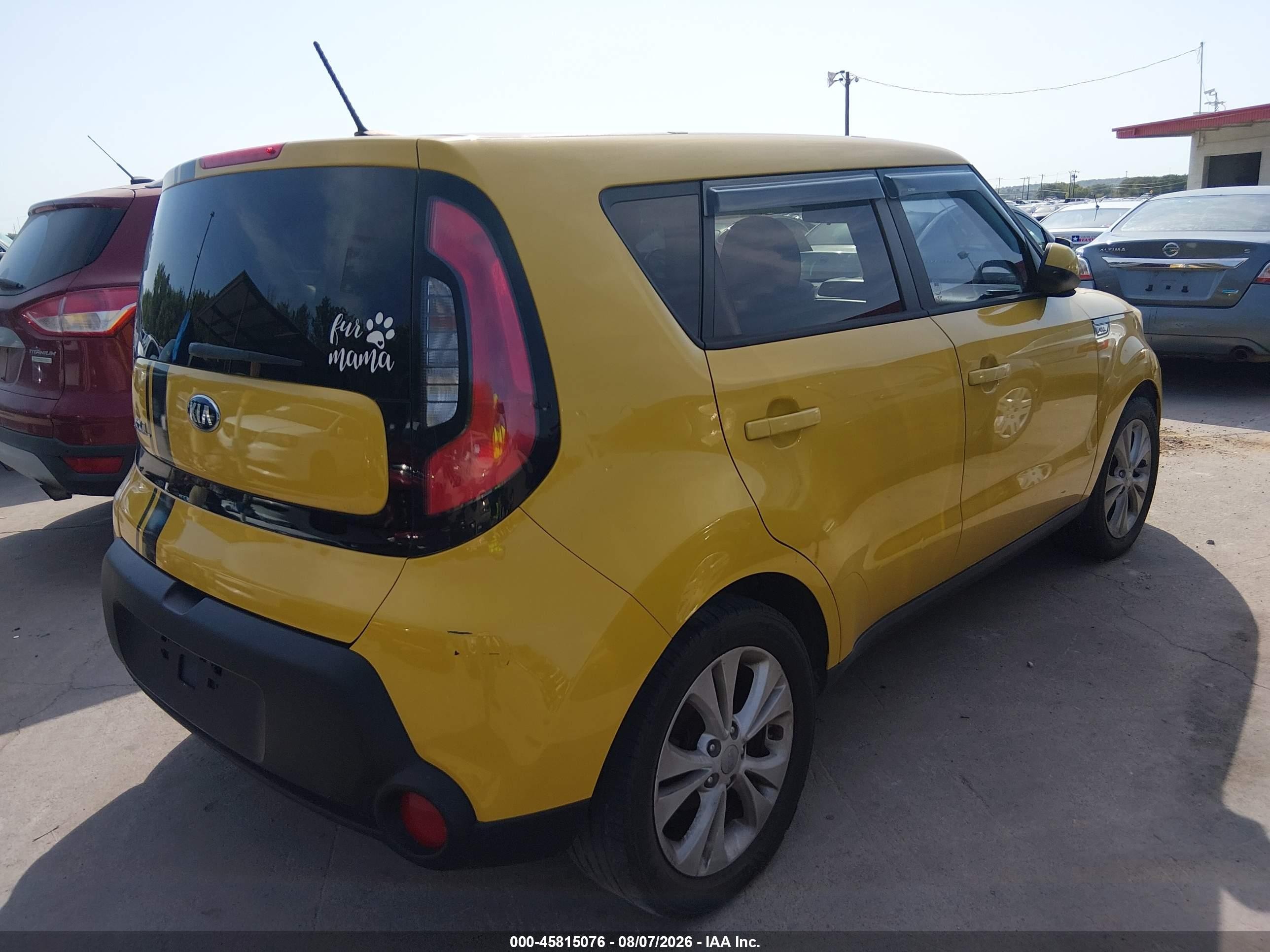 2015 Kia Soul + Yellow vin: KNDJP3A57F7154779