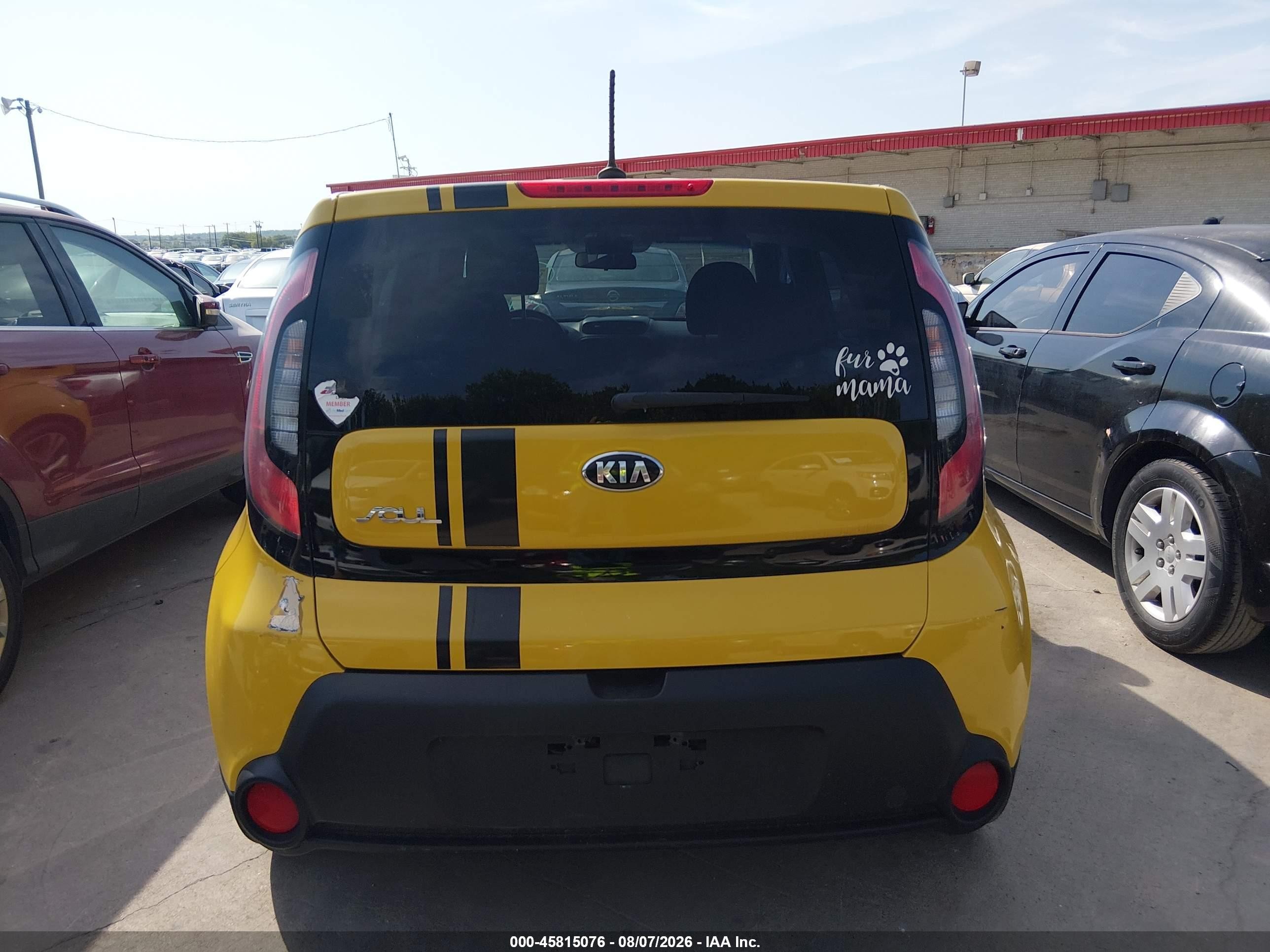 2015 Kia Soul + Yellow vin: KNDJP3A57F7154779