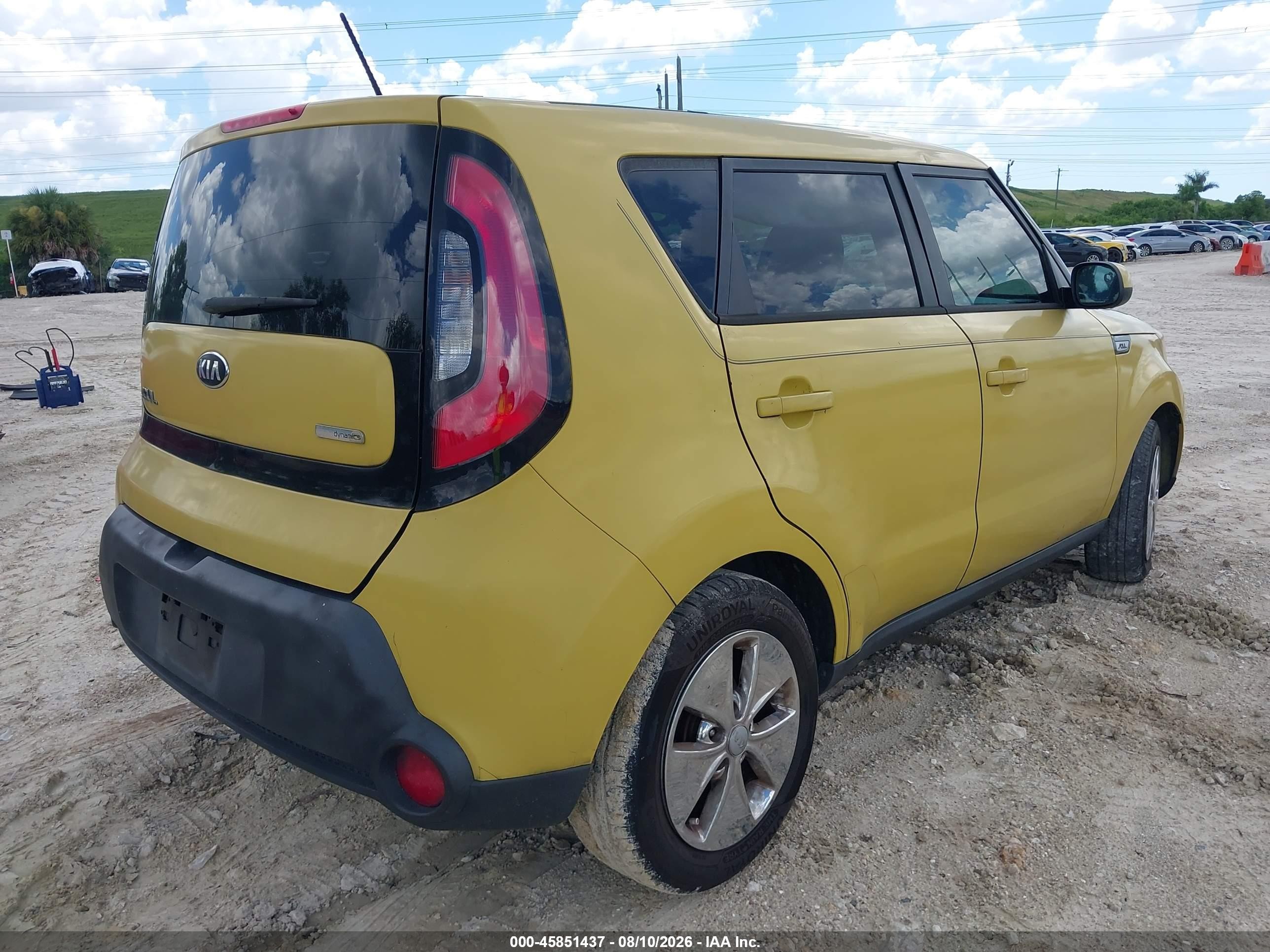 2015 Kia Soul + Желтый vin: KNDJP3A57F7192075