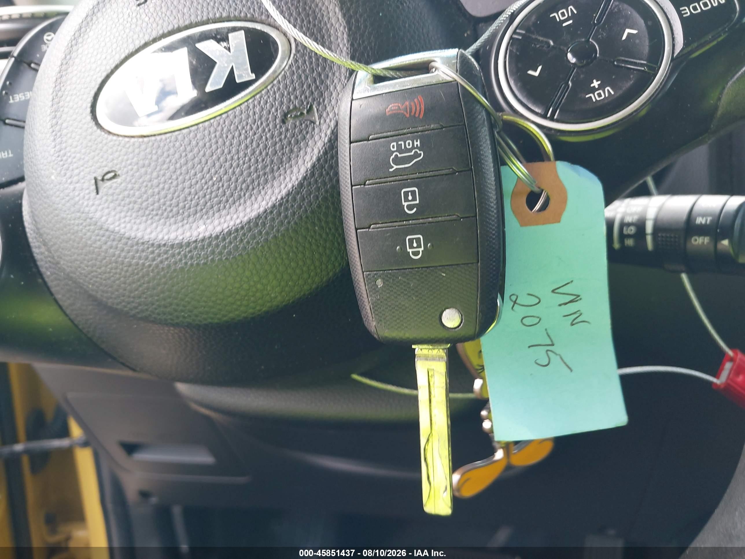 2015 Kia Soul + Желтый vin: KNDJP3A57F7192075