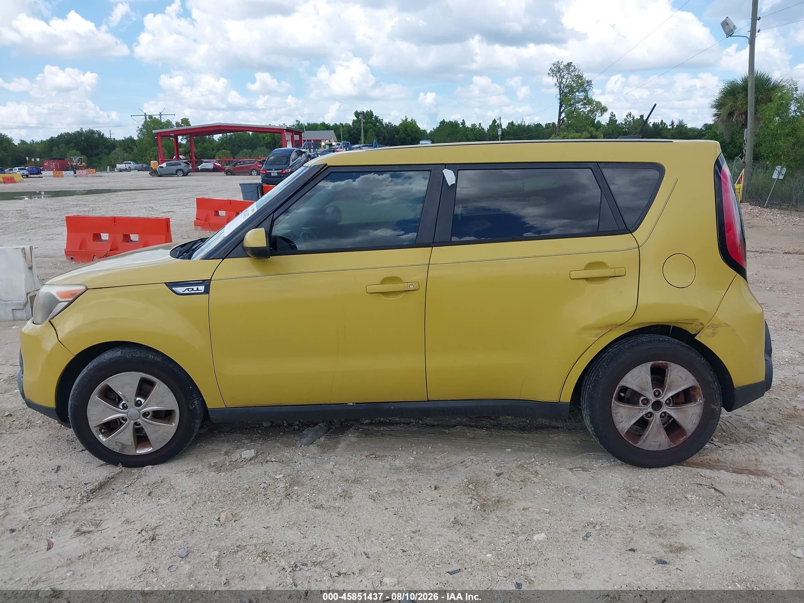 2015 Kia Soul + Желтый vin: KNDJP3A57F7192075