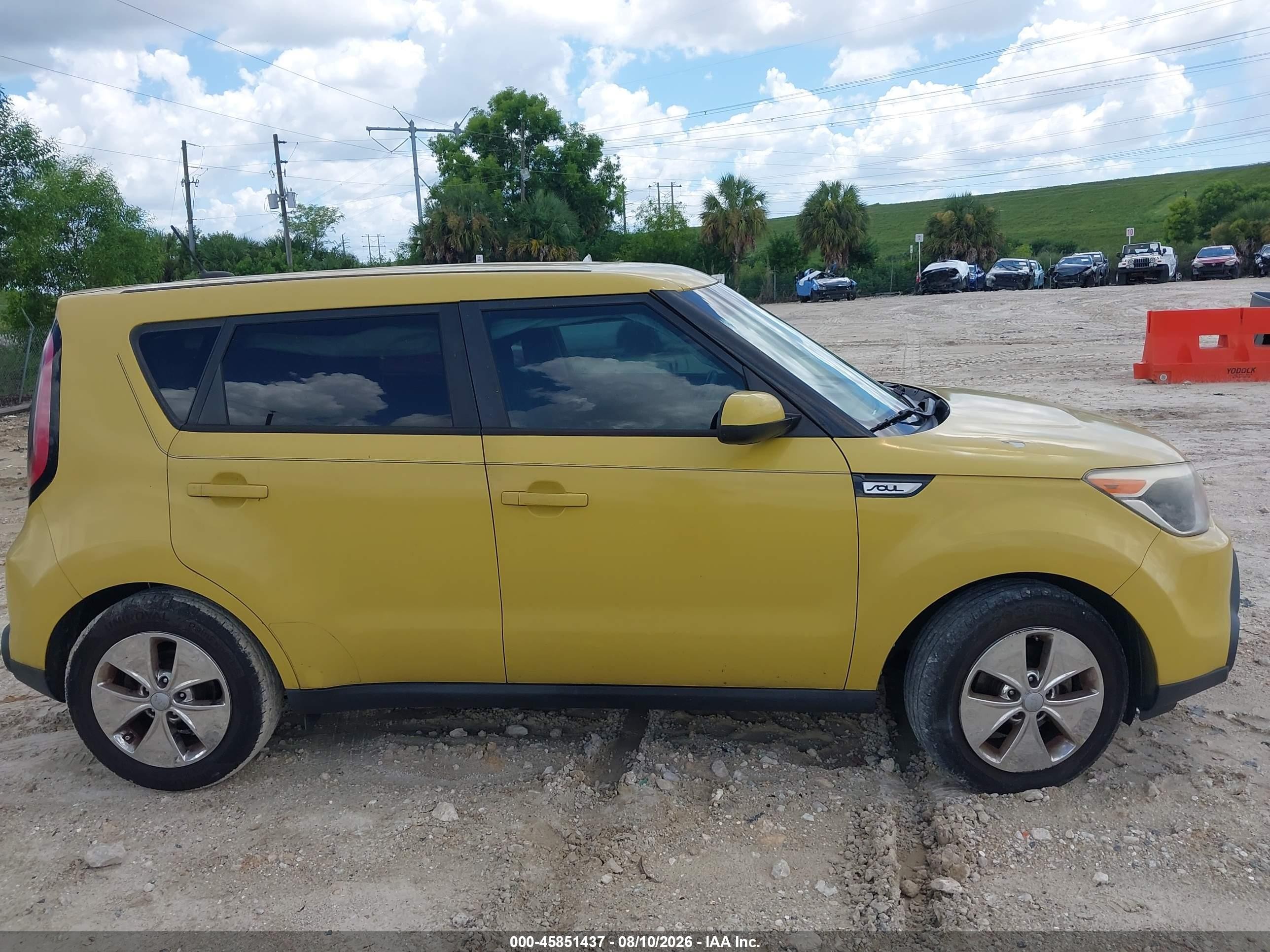 2015 Kia Soul + Желтый vin: KNDJP3A57F7192075