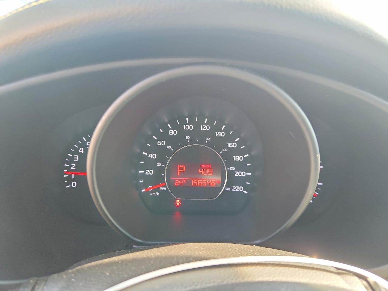 2015 Kia Soul + Blue vin: KNDJP3A57F7196028