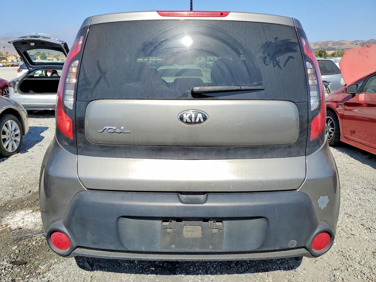 2015 Kia Soul + Charcoal vin: KNDJP3A57F7202958