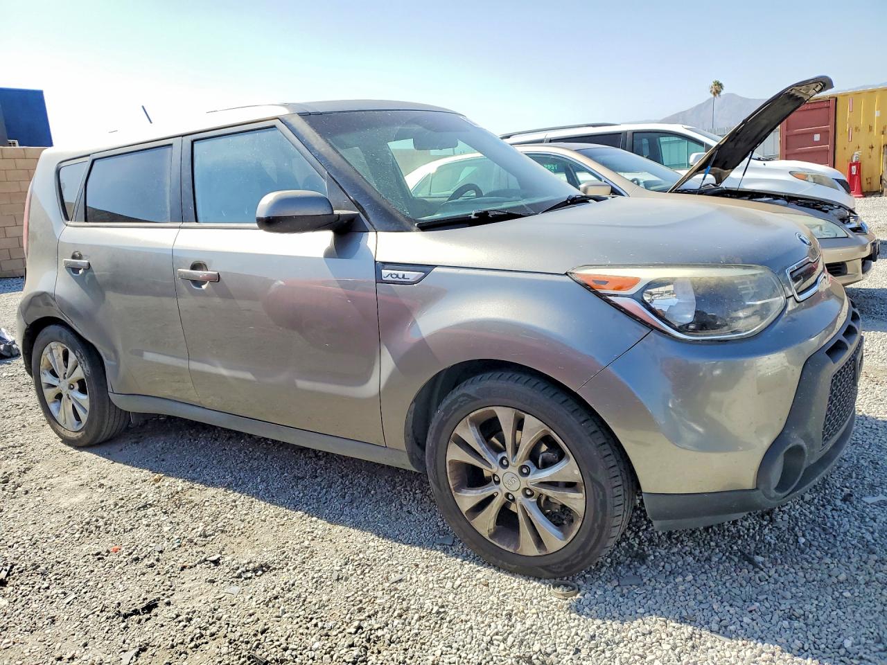 2015 Kia Soul + Charcoal vin: KNDJP3A57F7202958