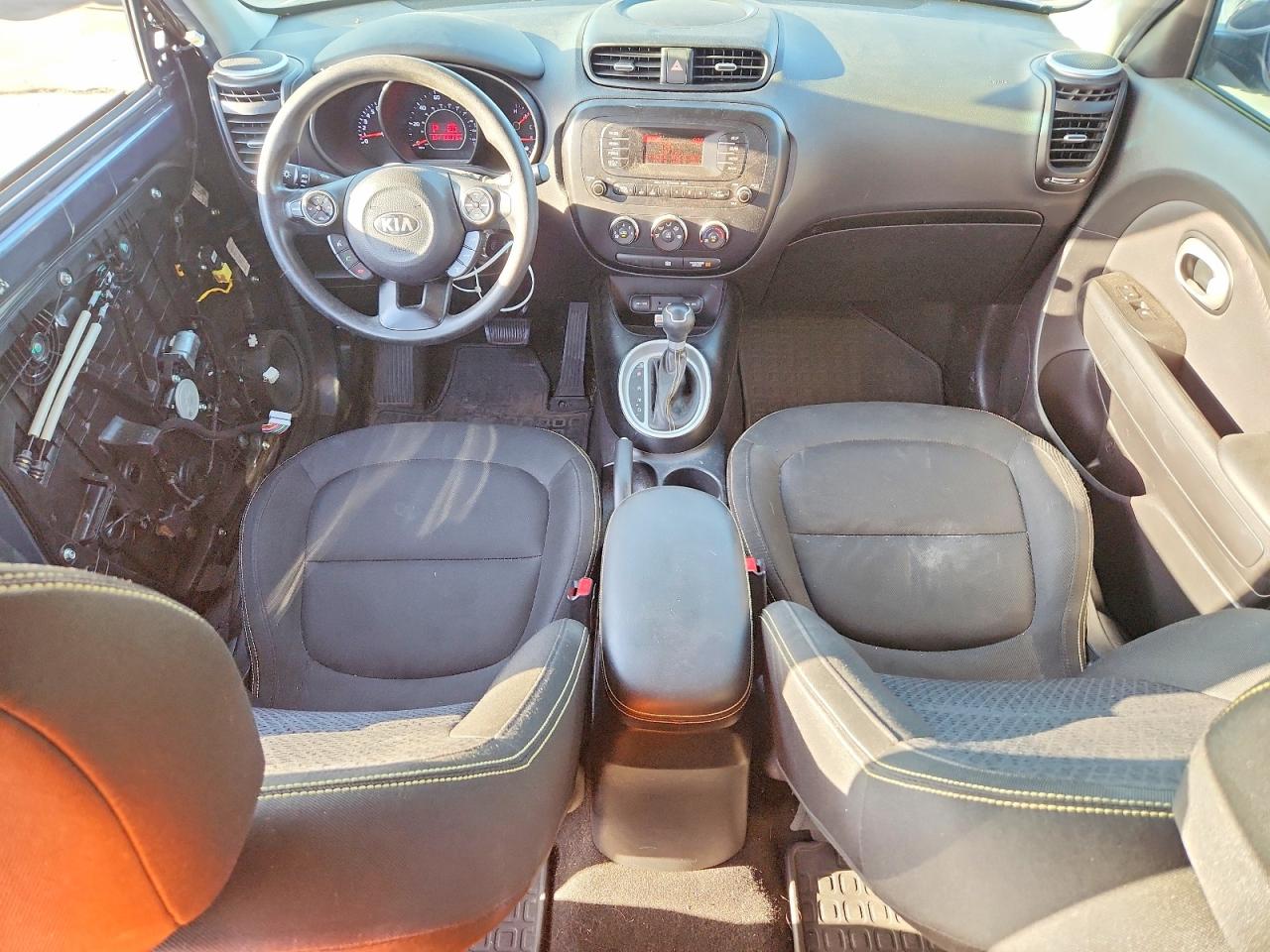2015 Kia Soul + Blue vin: KNDJP3A57F7229108