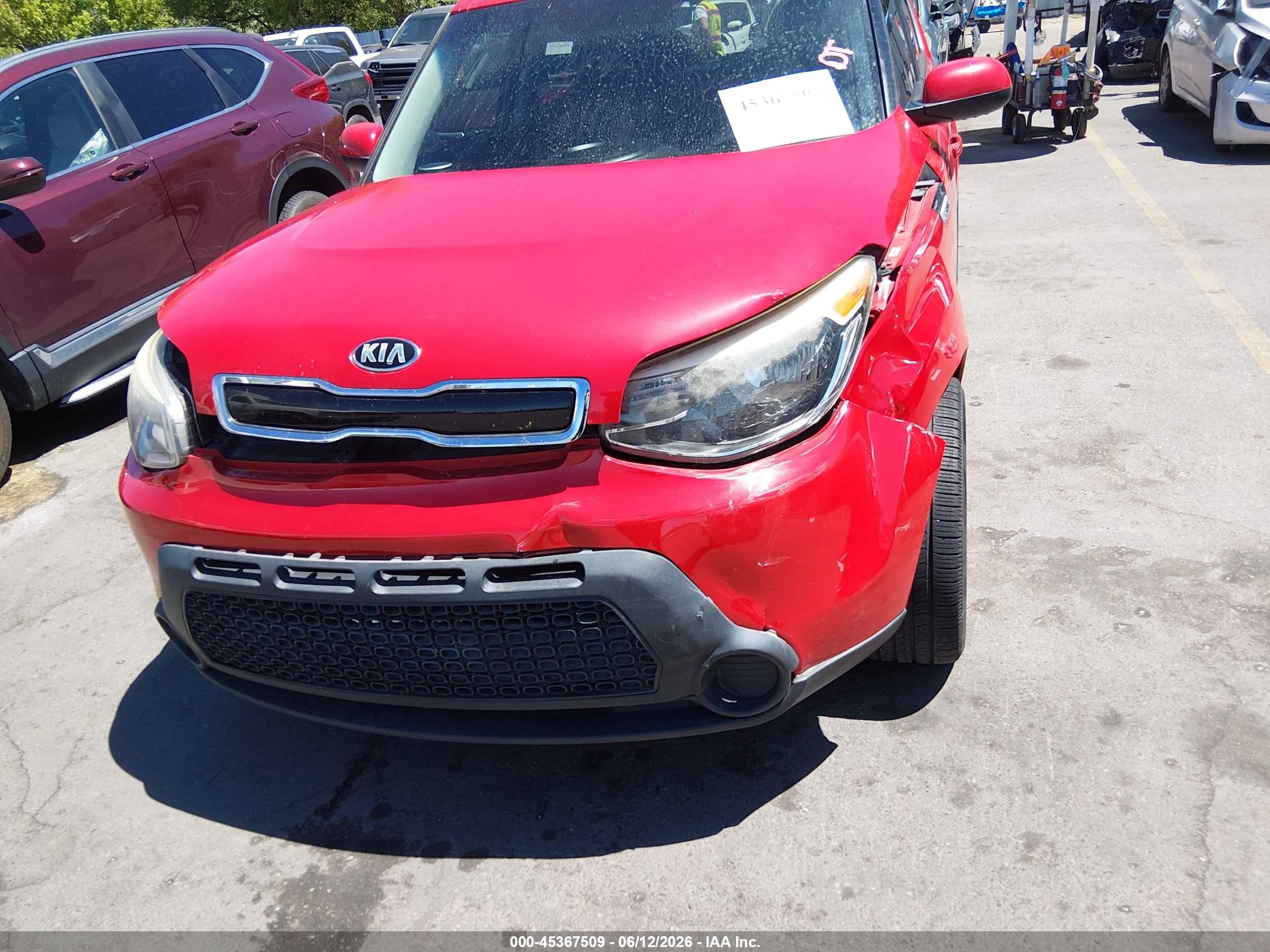 2015 Kia Soul + Red vin: KNDJP3A57F7750779