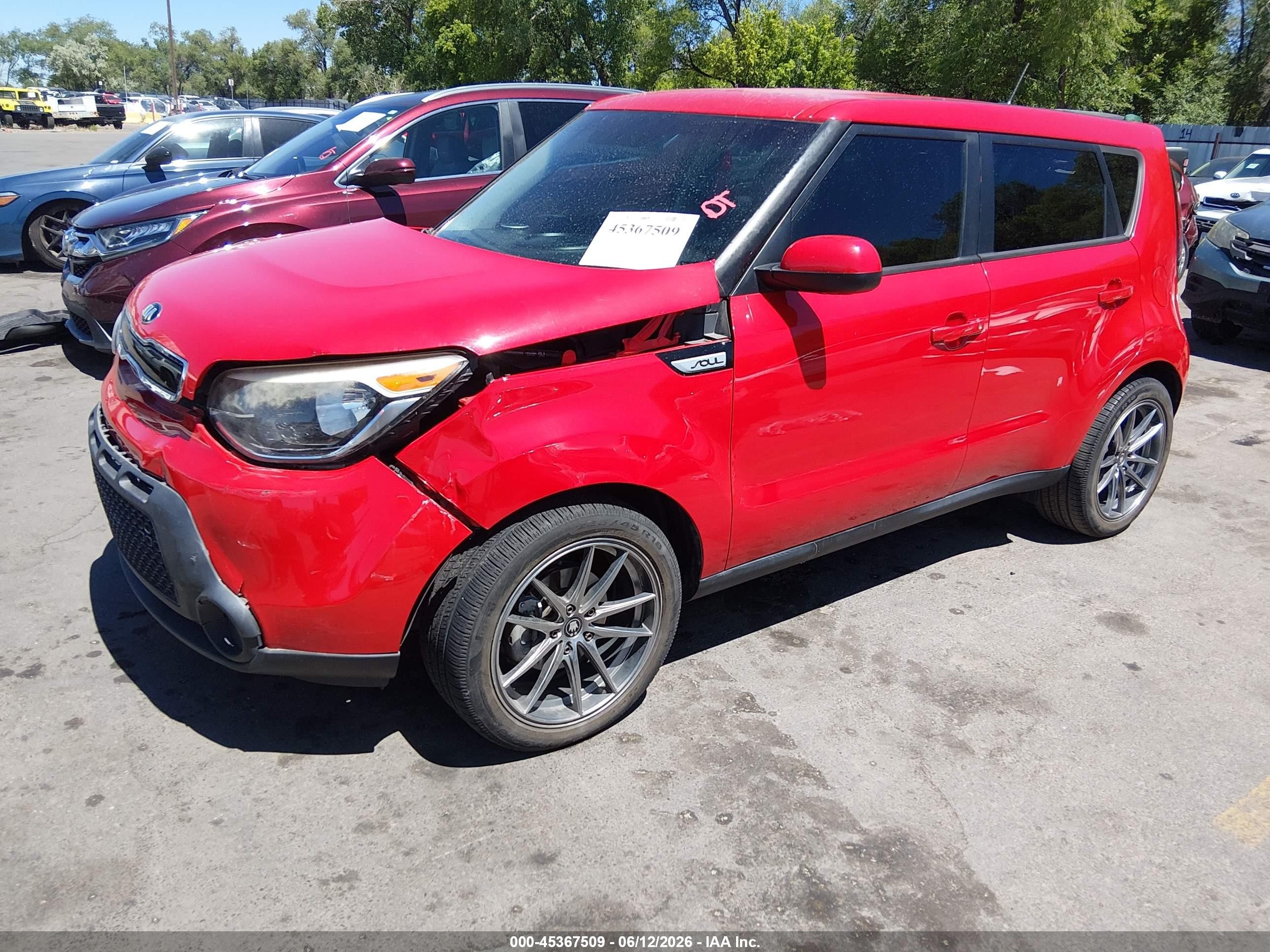 2015 Kia Soul + Red vin: KNDJP3A57F7750779