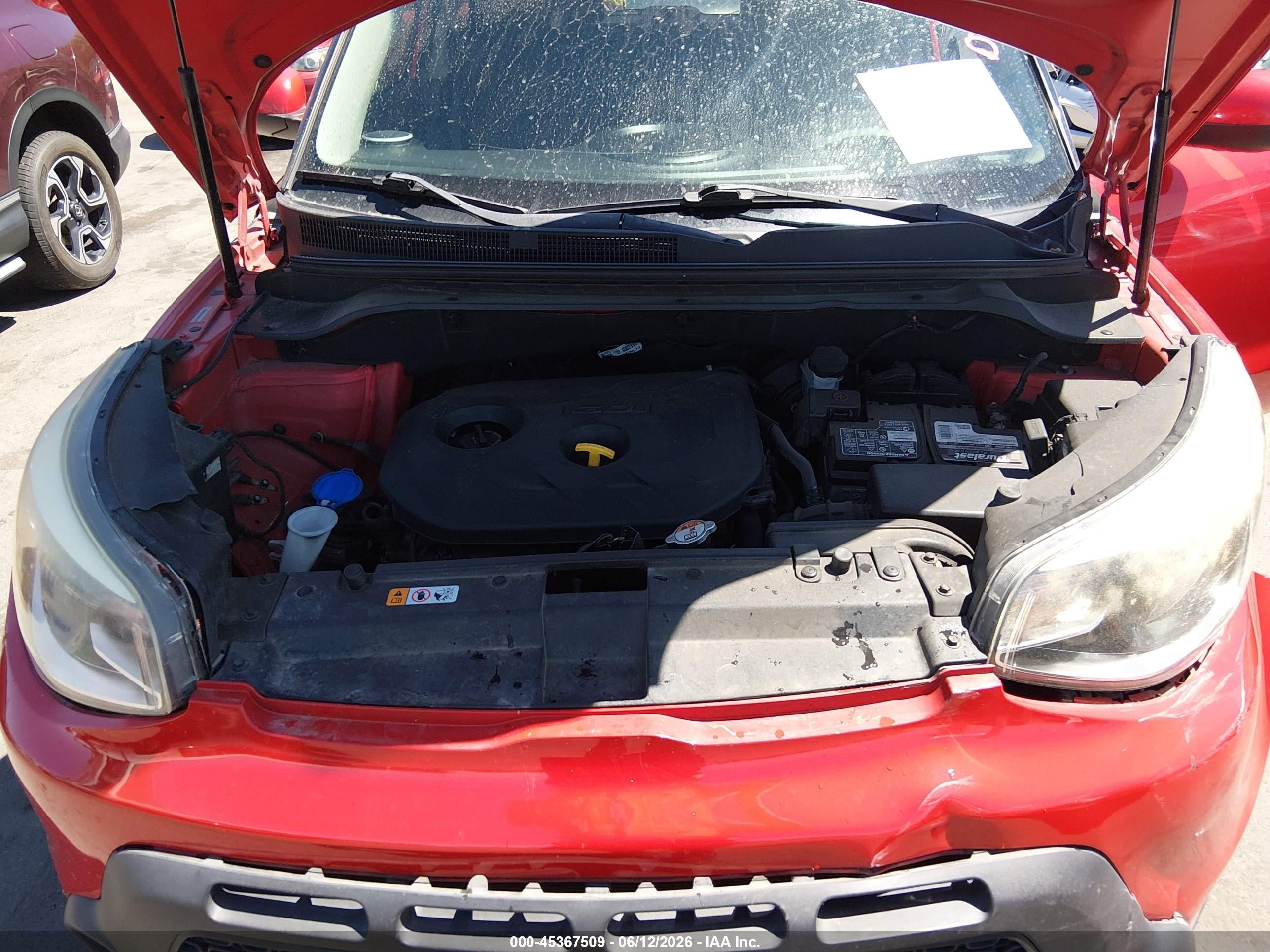 2015 Kia Soul + Red vin: KNDJP3A57F7750779