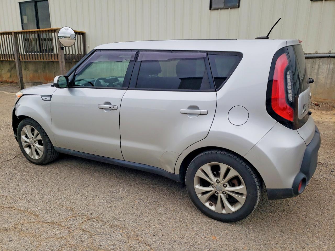 2015 Kia Soul + Silver vin: KNDJP3A57F7761944