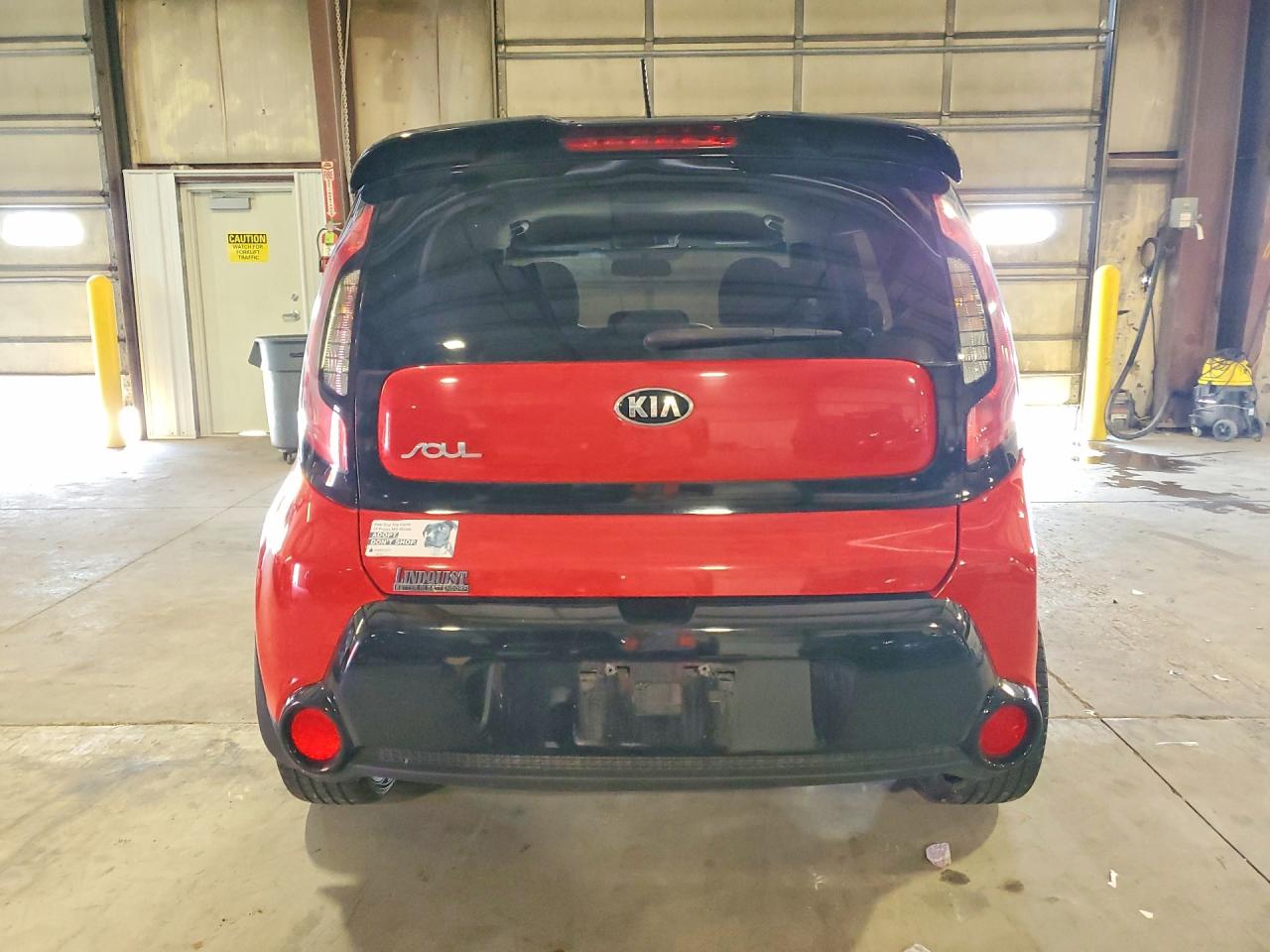 2015 Kia Soul + Red vin: KNDJP3A57F7782017