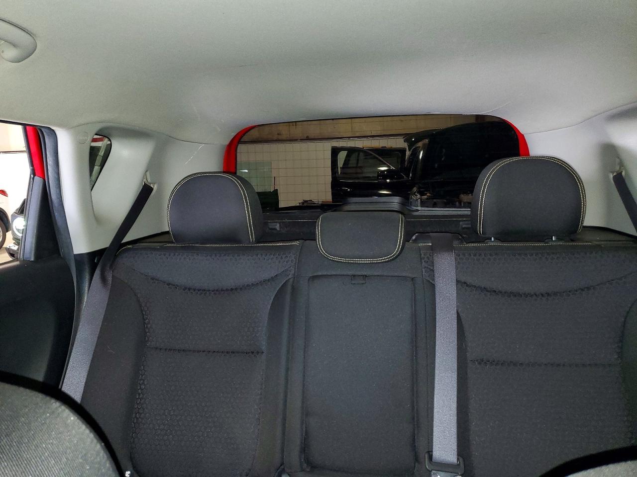 2015 Kia Soul + Red vin: KNDJP3A57F7782017