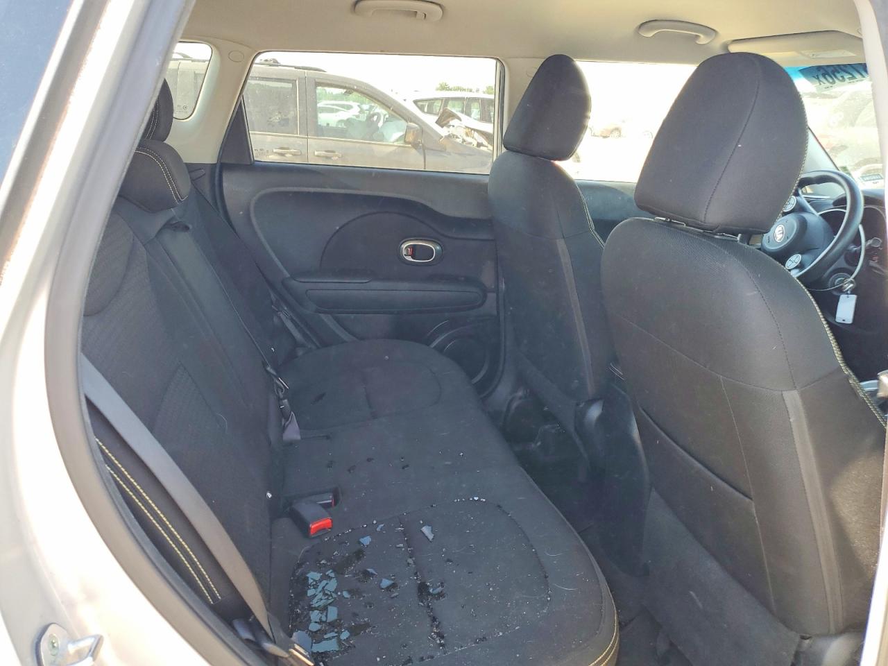 2015 Kia Soul + Silver vin: KNDJP3A57F7786830