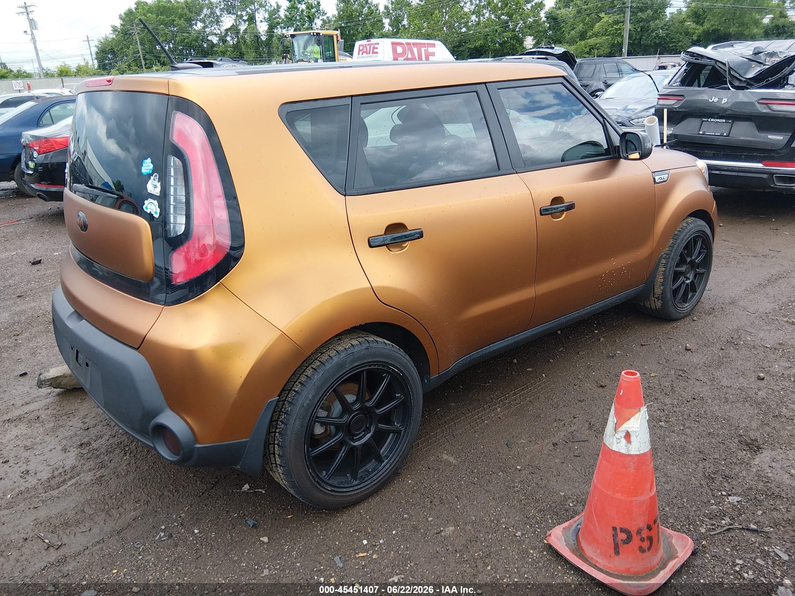 2015 Kia Soul + Gold vin: KNDJP3A57F7792787