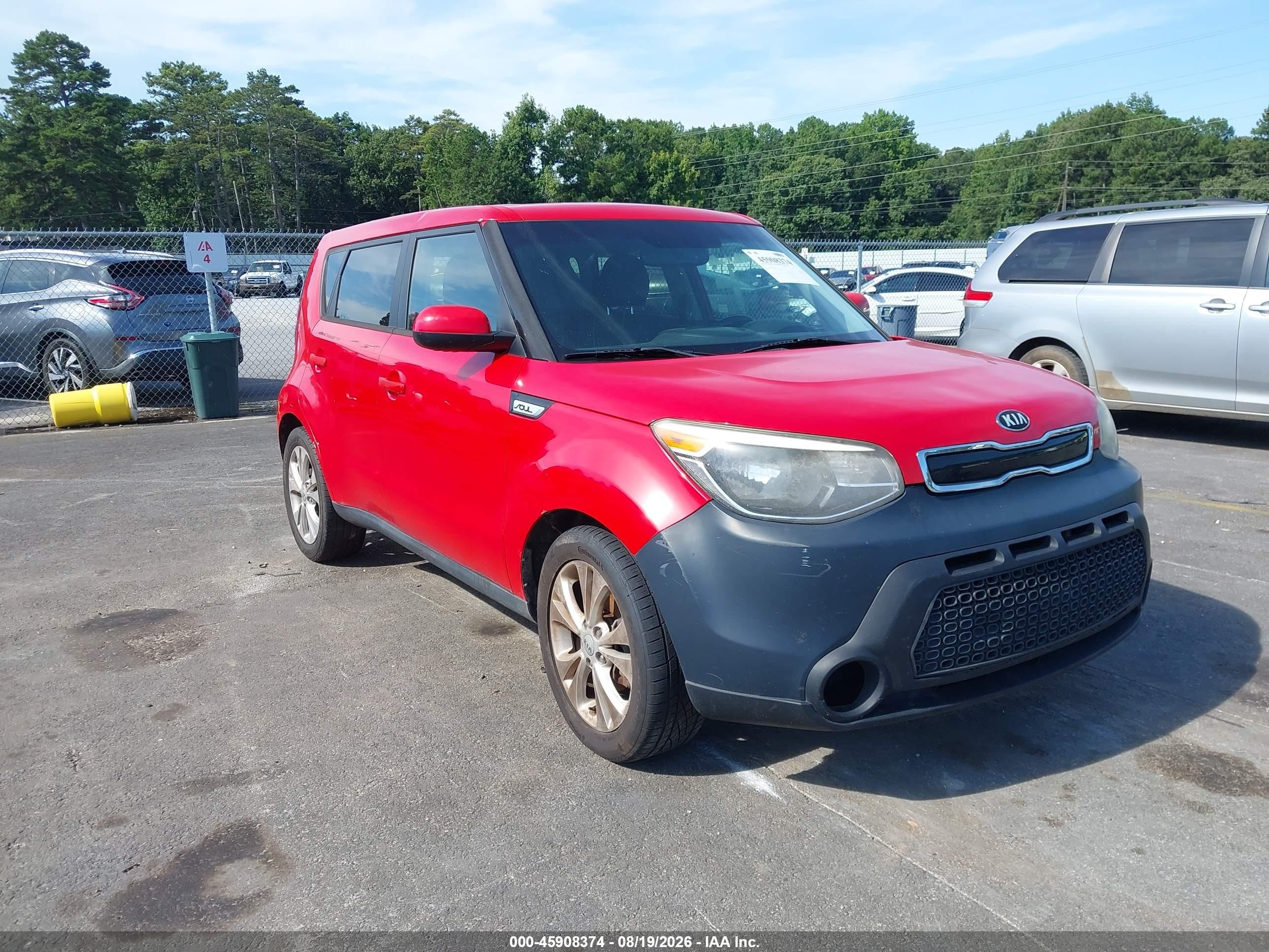 2015 Kia Soul + Red vin: KNDJP3A57F7799237