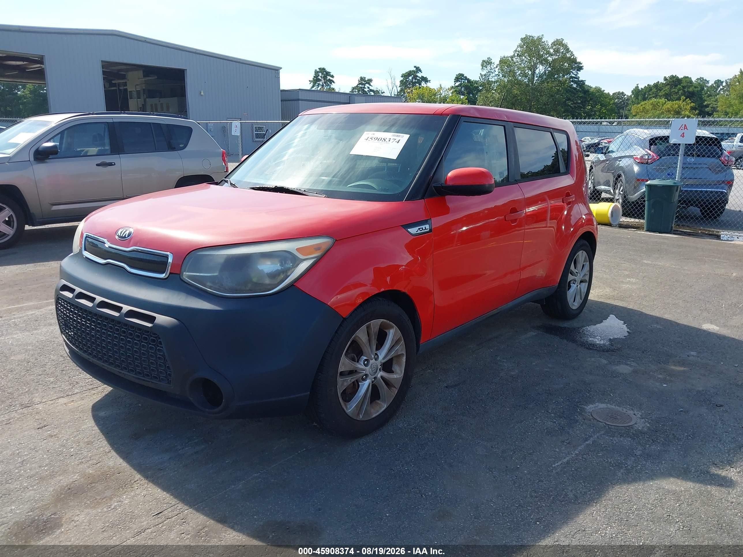 2015 Kia Soul + Red vin: KNDJP3A57F7799237