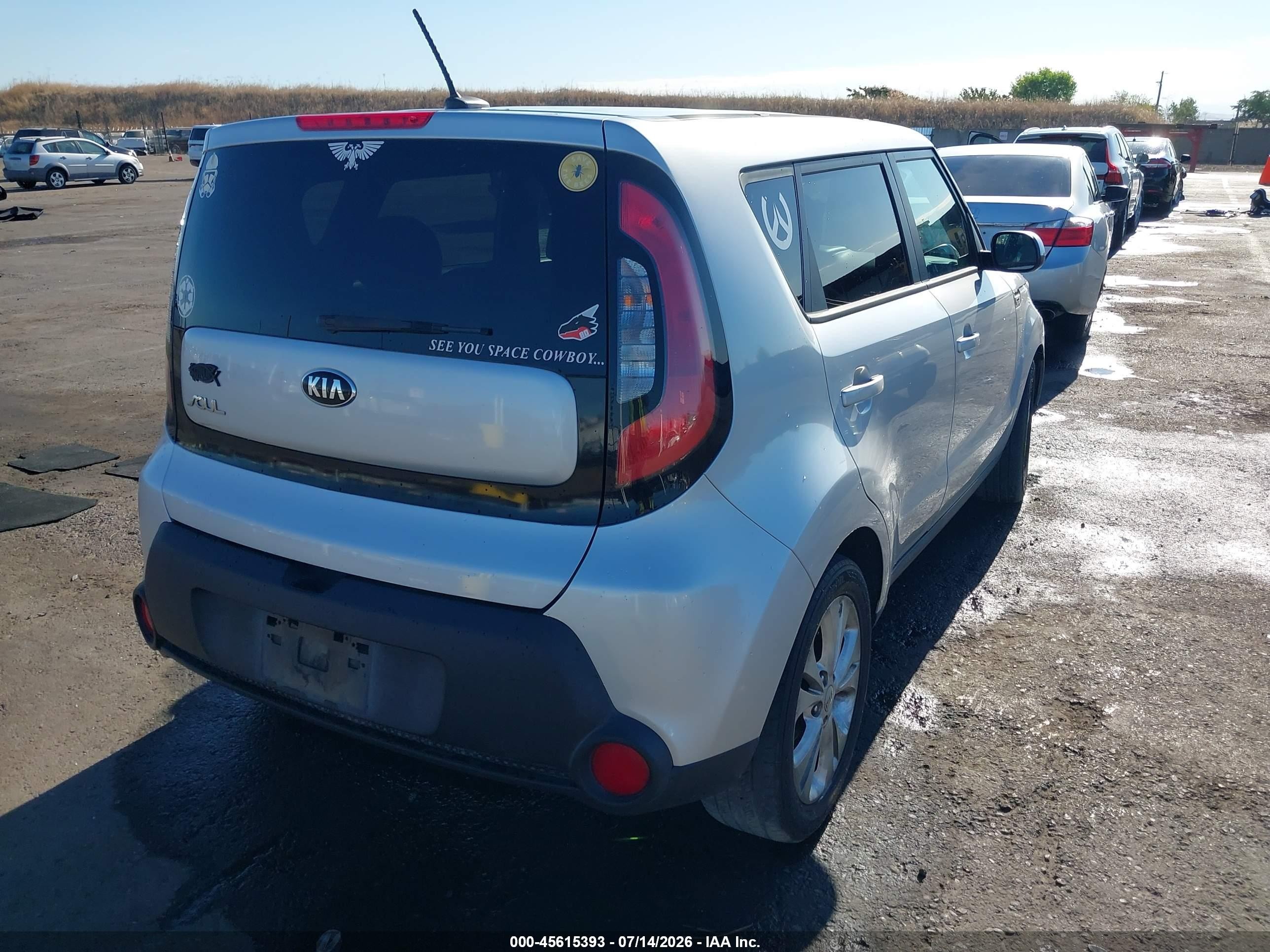 2015 Kia Soul + Silver vin: KNDJP3A57F7802203