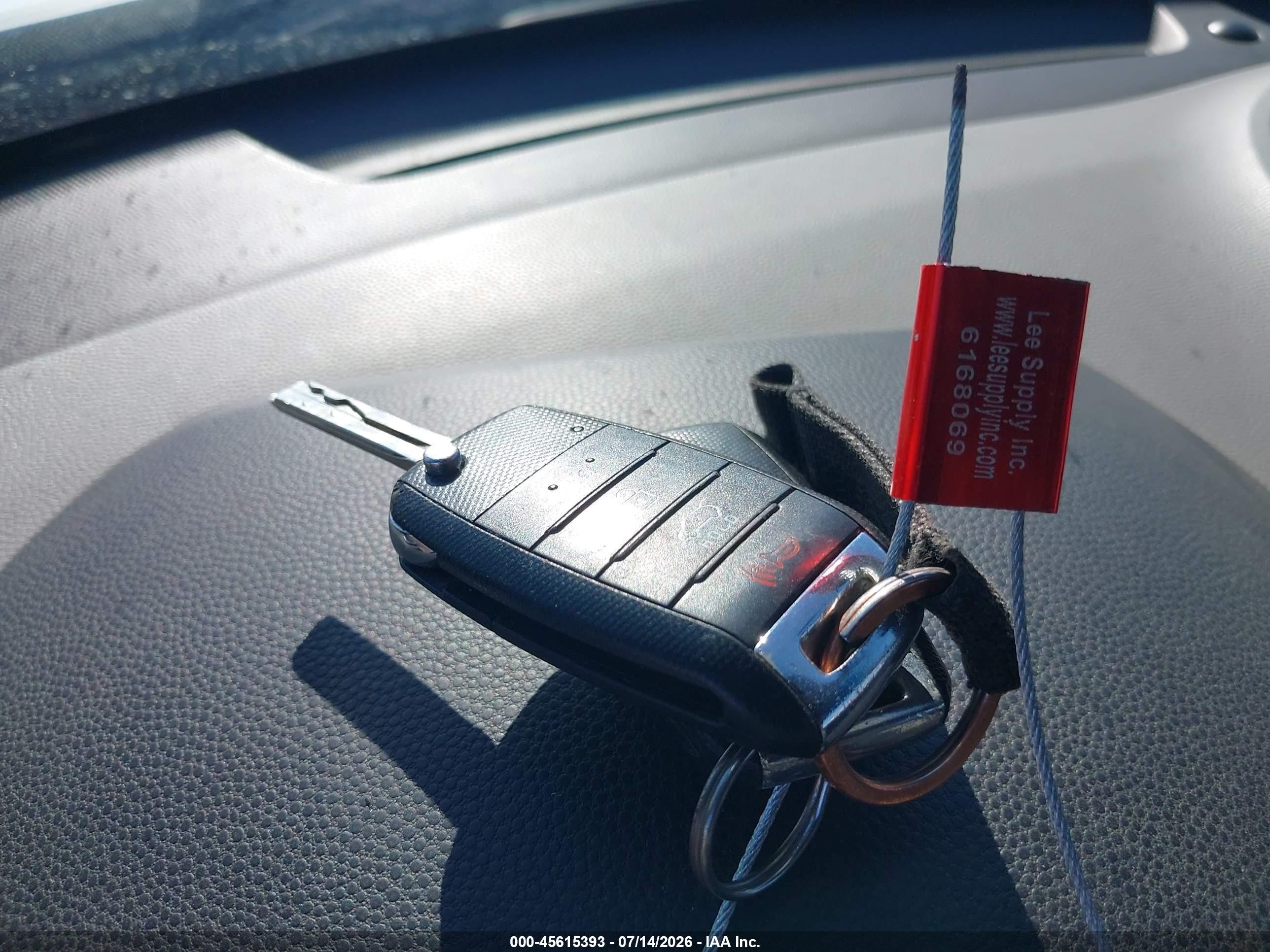 2015 Kia Soul + Silver vin: KNDJP3A57F7802203