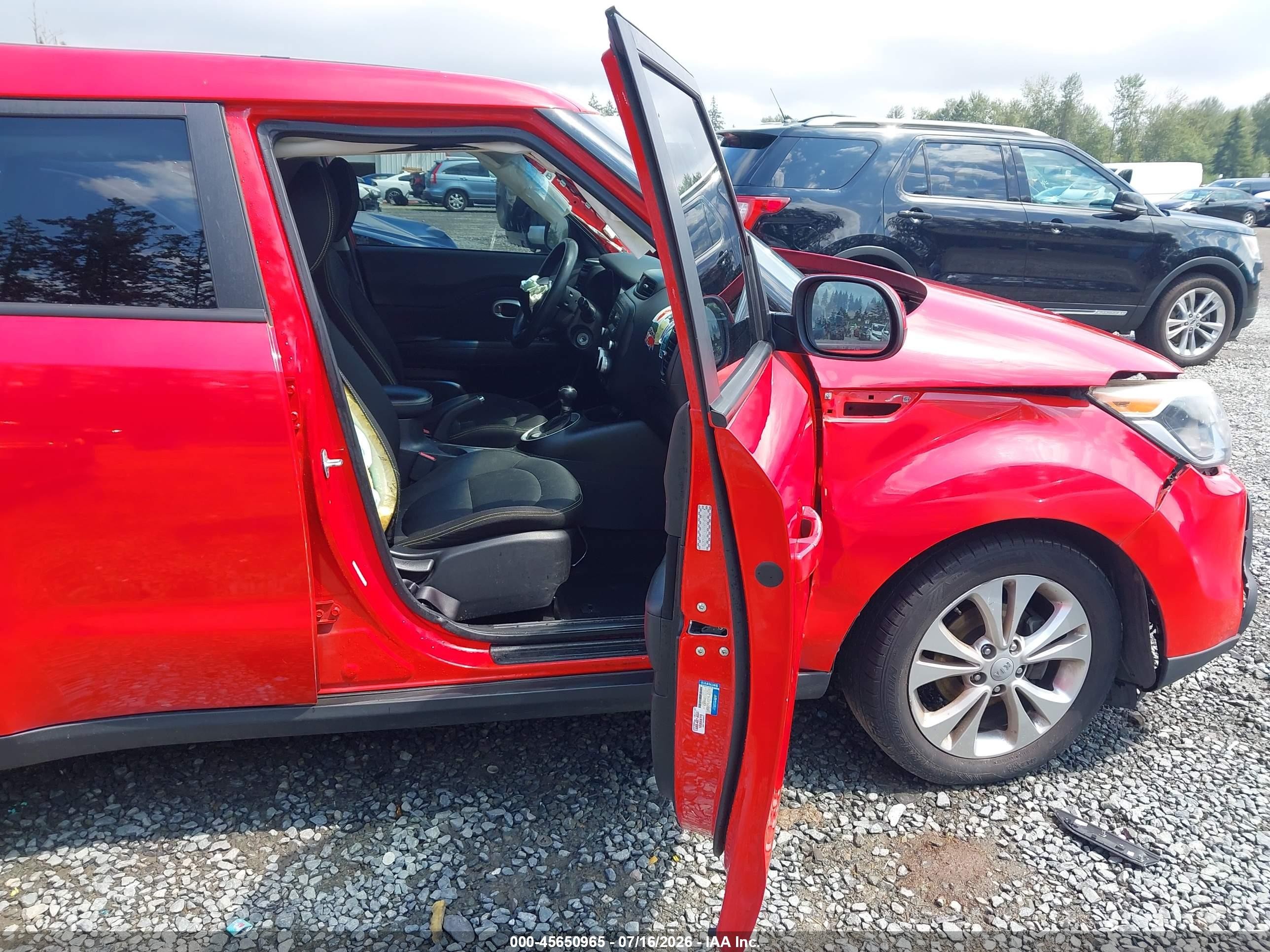 2015 Kia Soul + Red vin: KNDJP3A57F7802296
