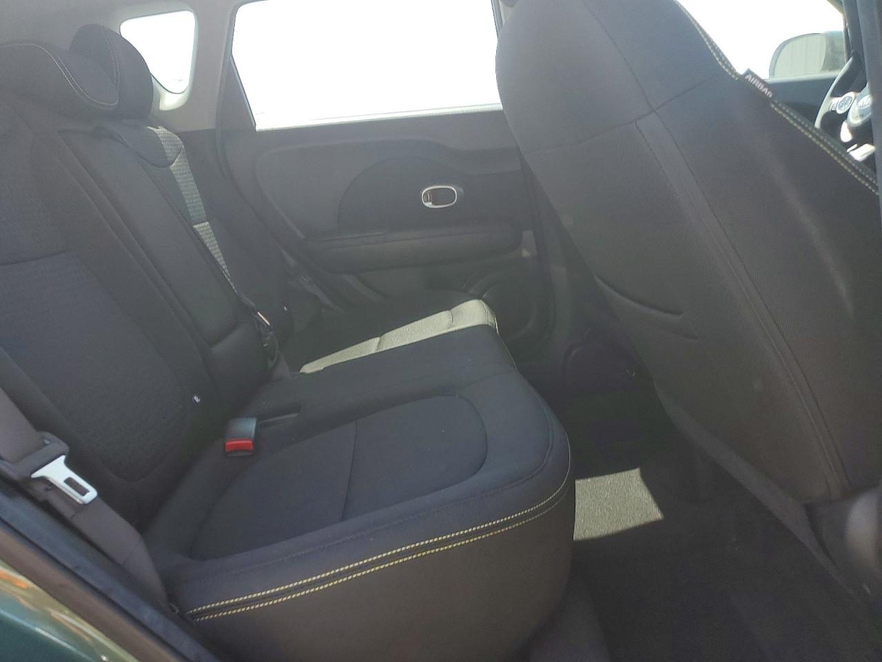 2014 Kia Soul + Green vin: KNDJP3A58E7052549