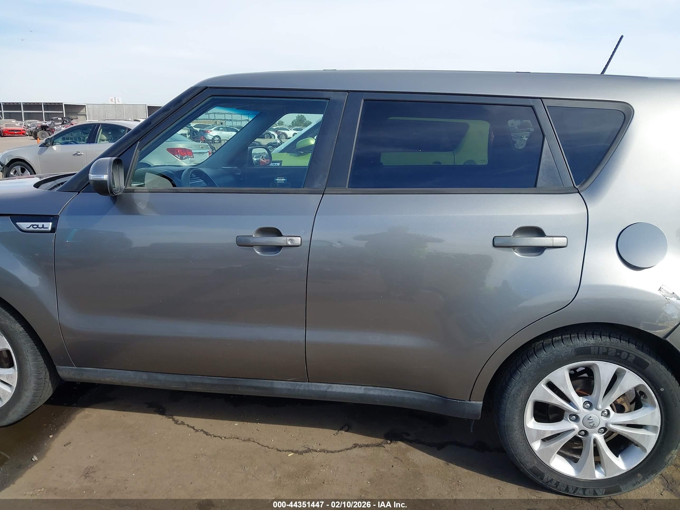 2014 Kia Soul + Gray vin: KNDJP3A58E7053961