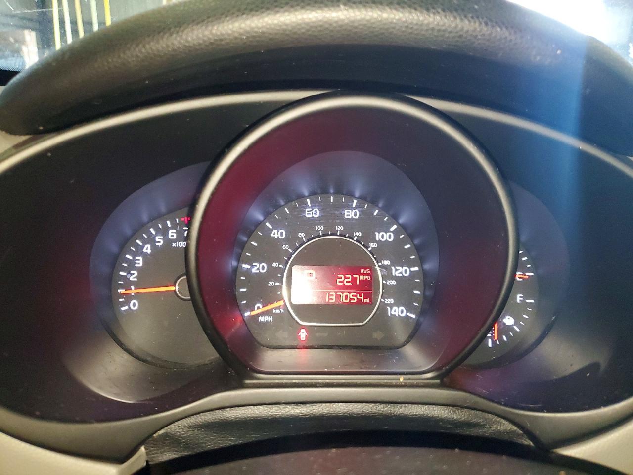 2014 Kia Soul + Silver vin: KNDJP3A58E7060392