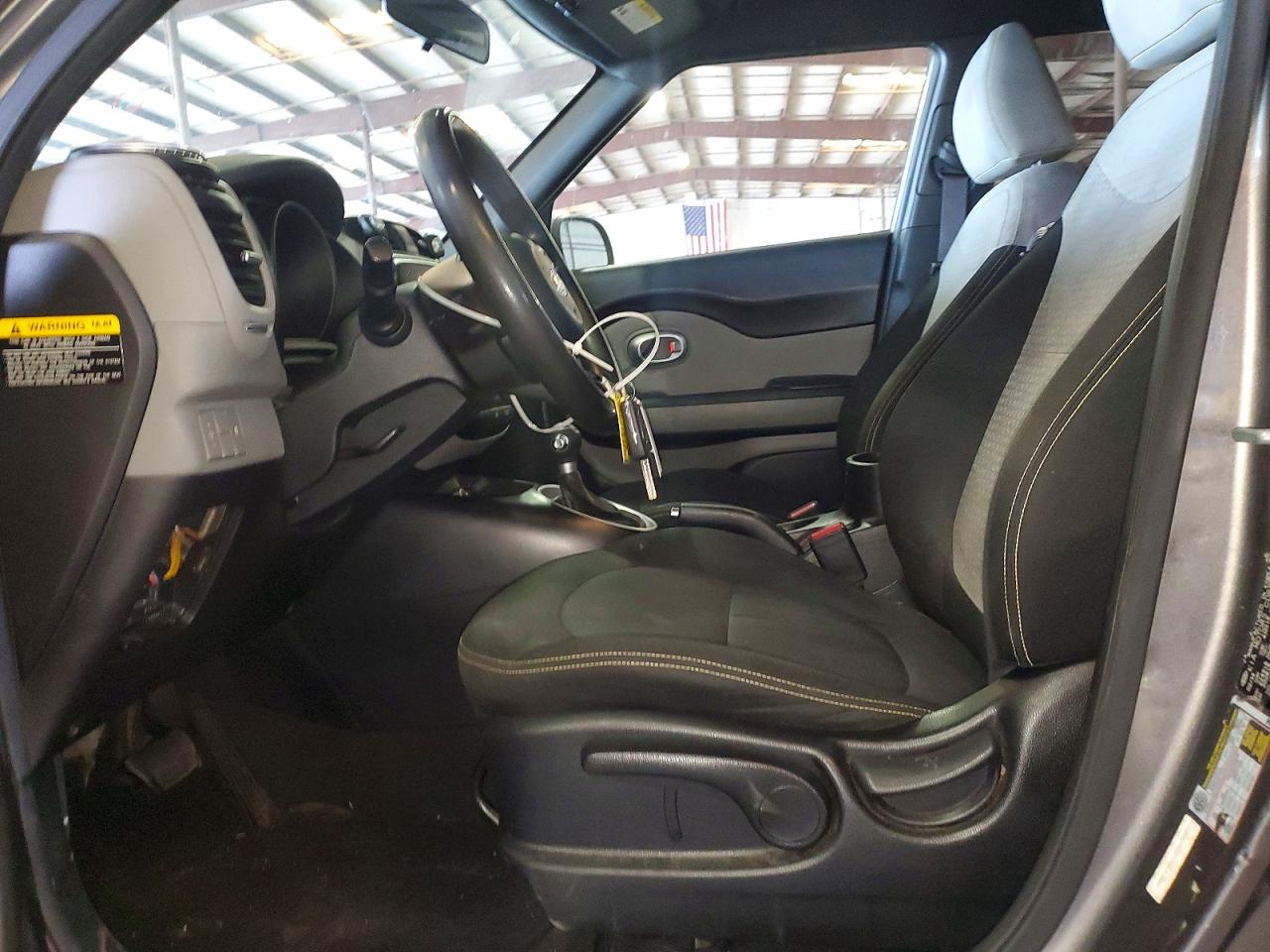 2014 Kia Soul + Silver vin: KNDJP3A58E7060392