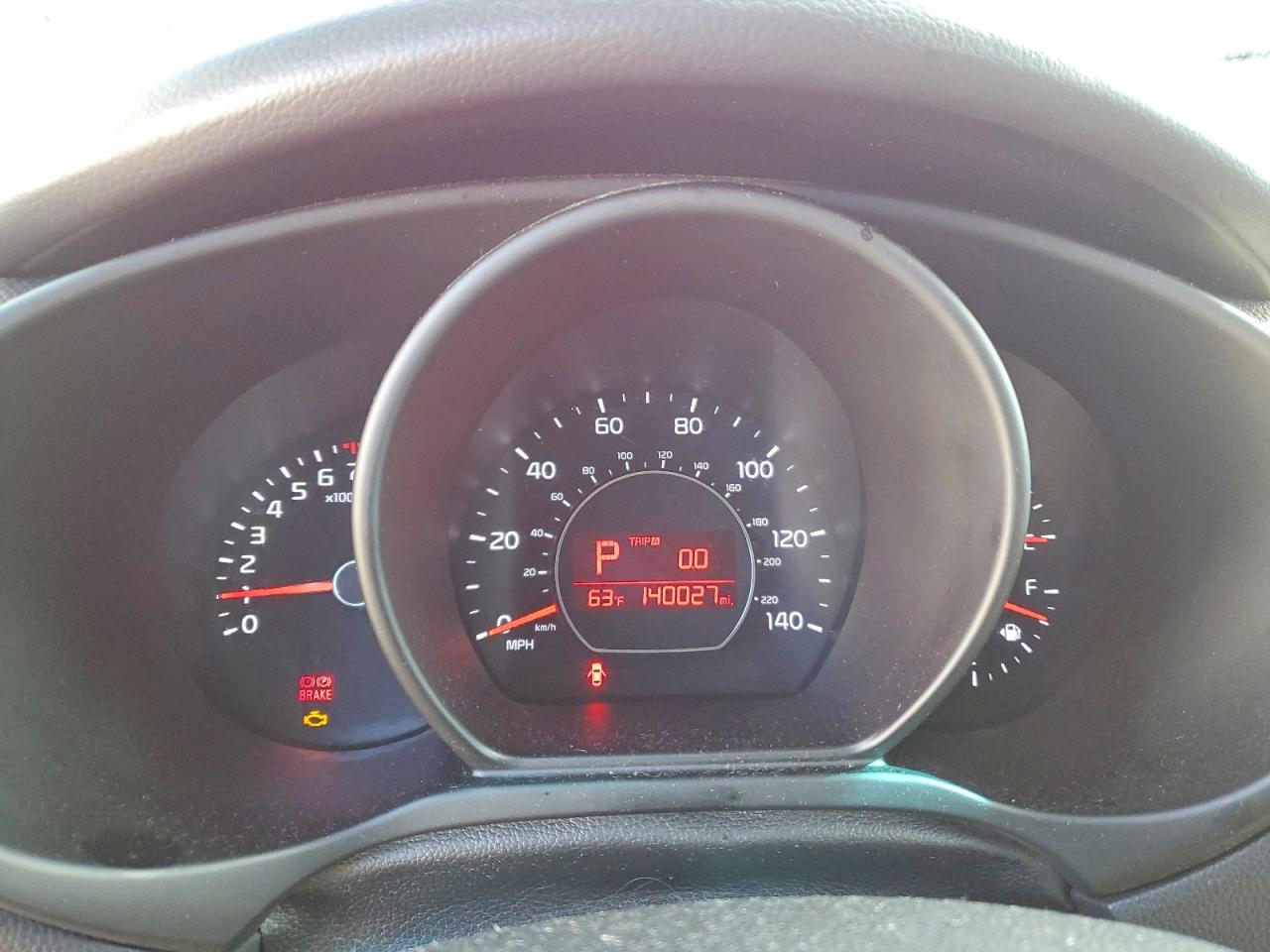 2014 Kia Soul + Красный vin: KNDJP3A58E7704635