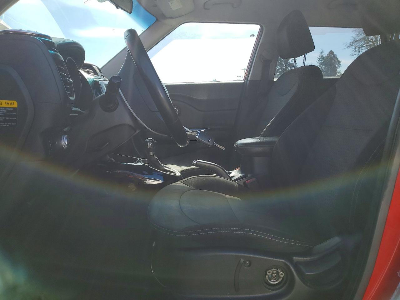 2014 Kia Soul + Красный vin: KNDJP3A58E7704635