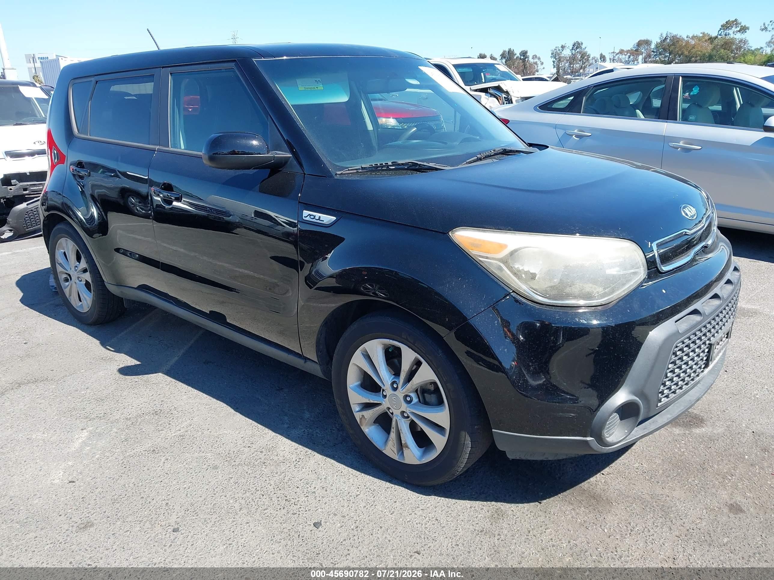 2015 Kia Soul + Black vin: KNDJP3A58F7111875