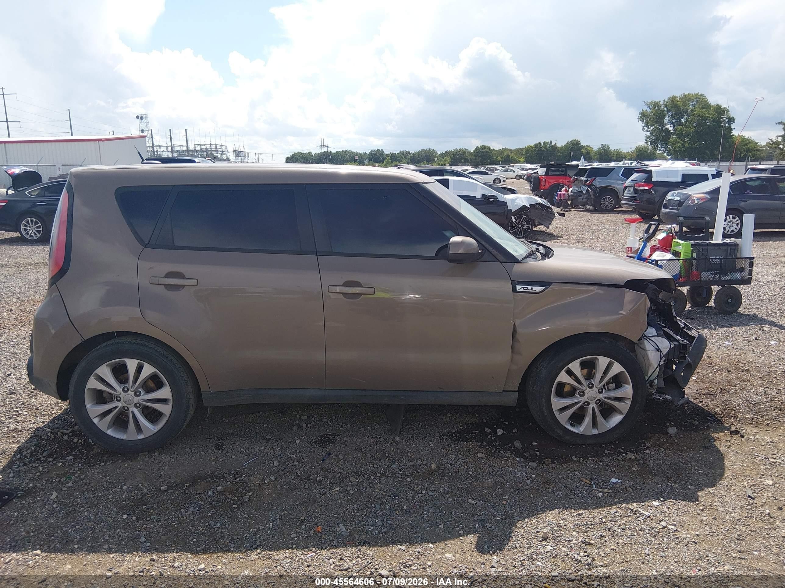 2015 Kia Soul + Brown vin: KNDJP3A58F7172367