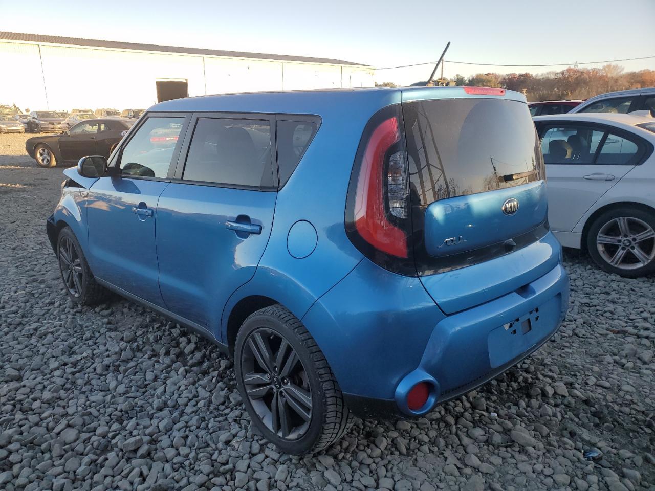 2015 Kia Soul + Blue vin: KNDJP3A58F7218960