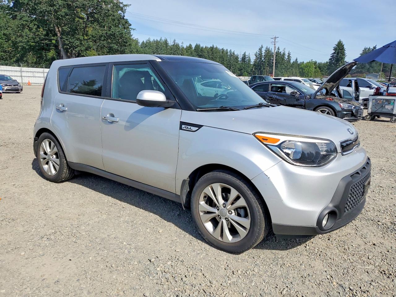 2015 Kia Soul + Silver vin: KNDJP3A58F7760575