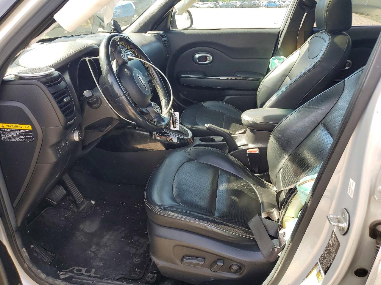 2015 Kia Soul + Silver vin: KNDJP3A58F7760575