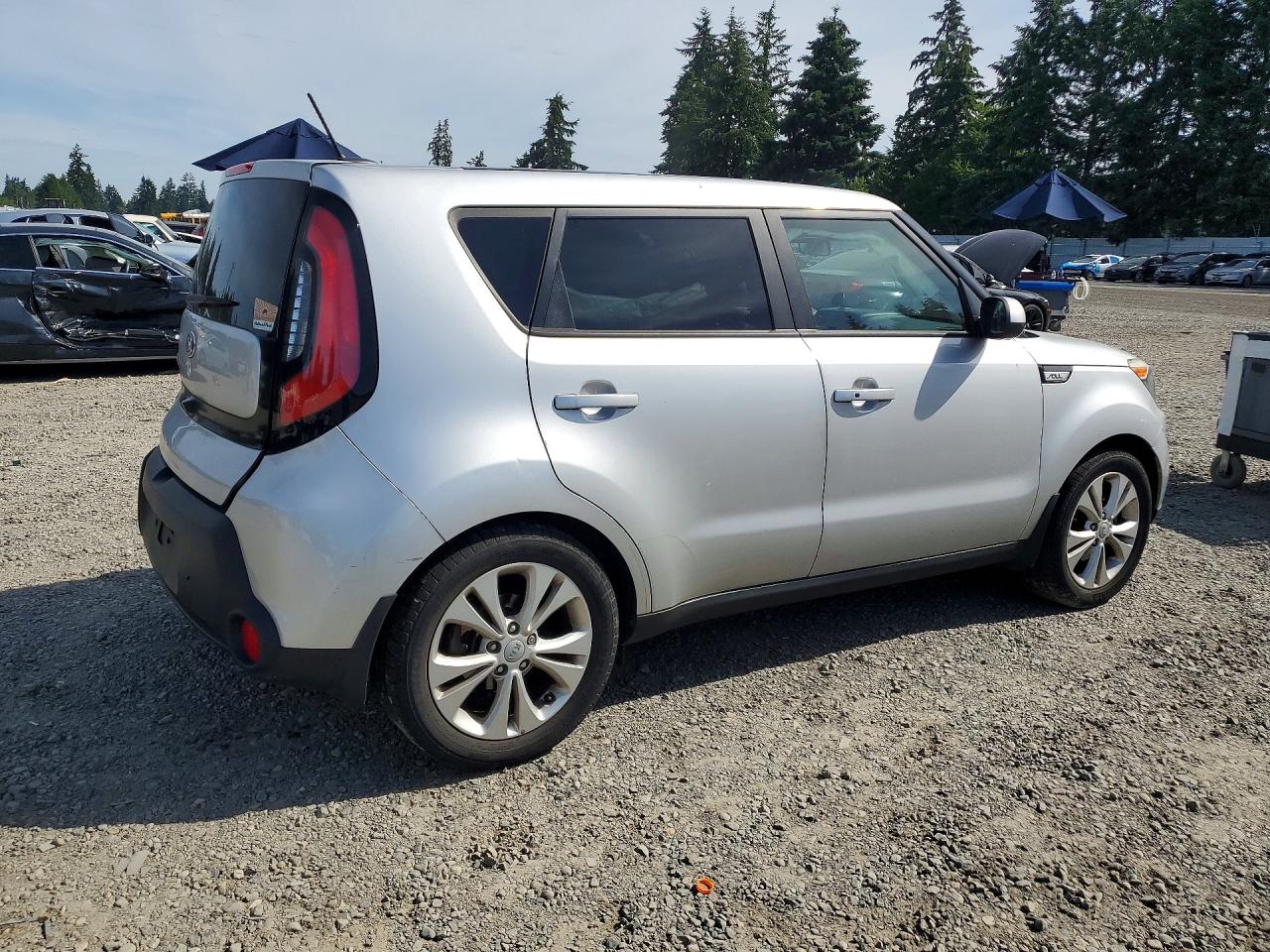 2015 Kia Soul + Silver vin: KNDJP3A58F7760575