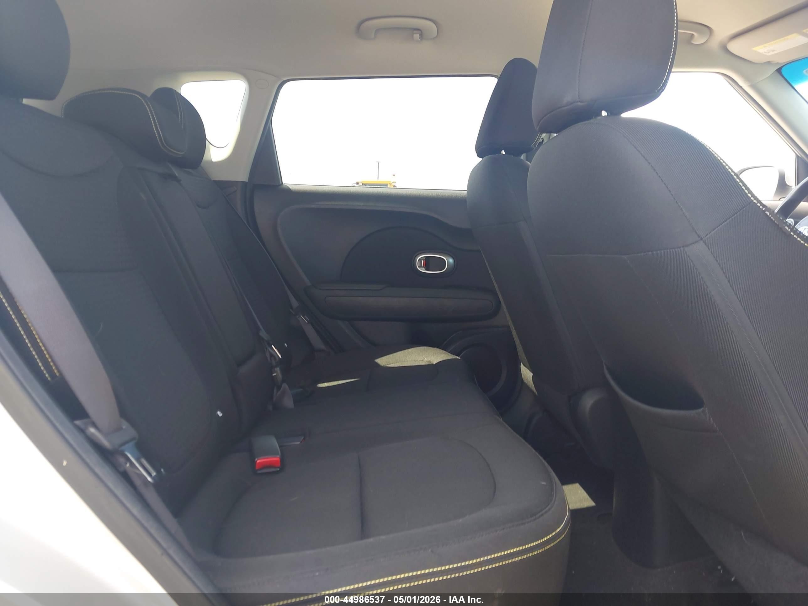 2015 Kia Soul + Silver vin: KNDJP3A58F7769289