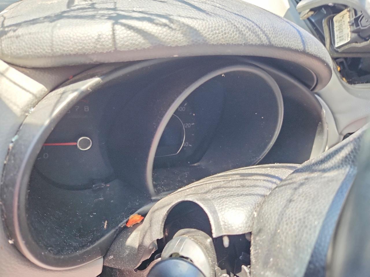 2015 Kia Soul + Silver vin: KNDJP3A58F7801979