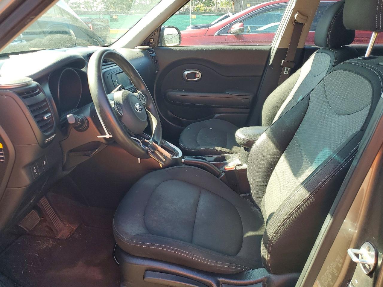 2017 Kia Soul + Silver vin: KNDJP3A58H7444273