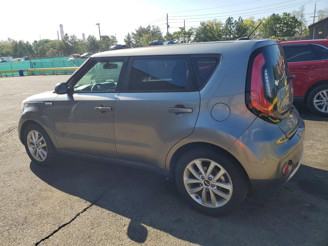 2017 Kia Soul + Silver vin: KNDJP3A58H7444273