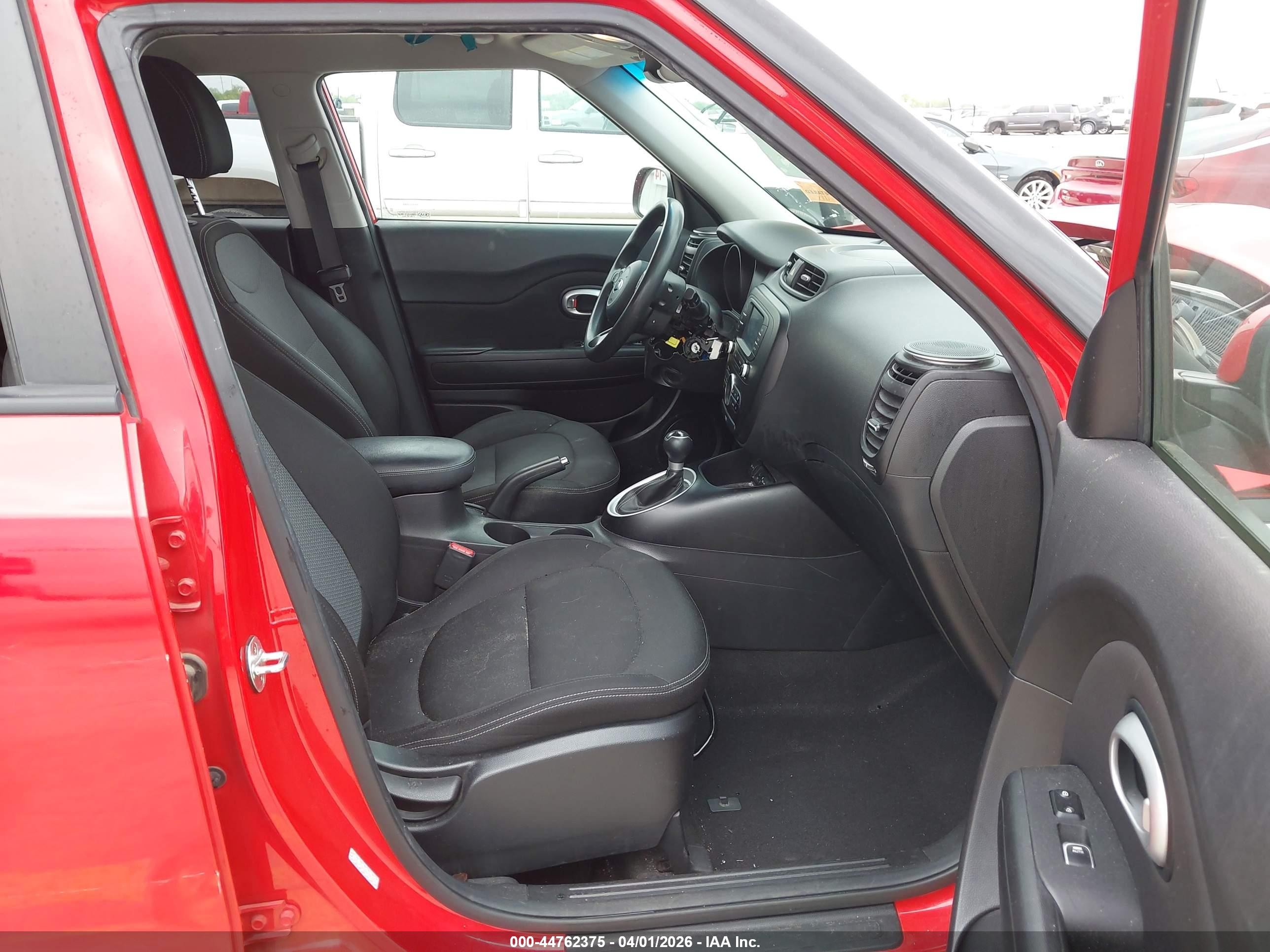 2017 Kia Soul + Red vin: KNDJP3A58H7491559