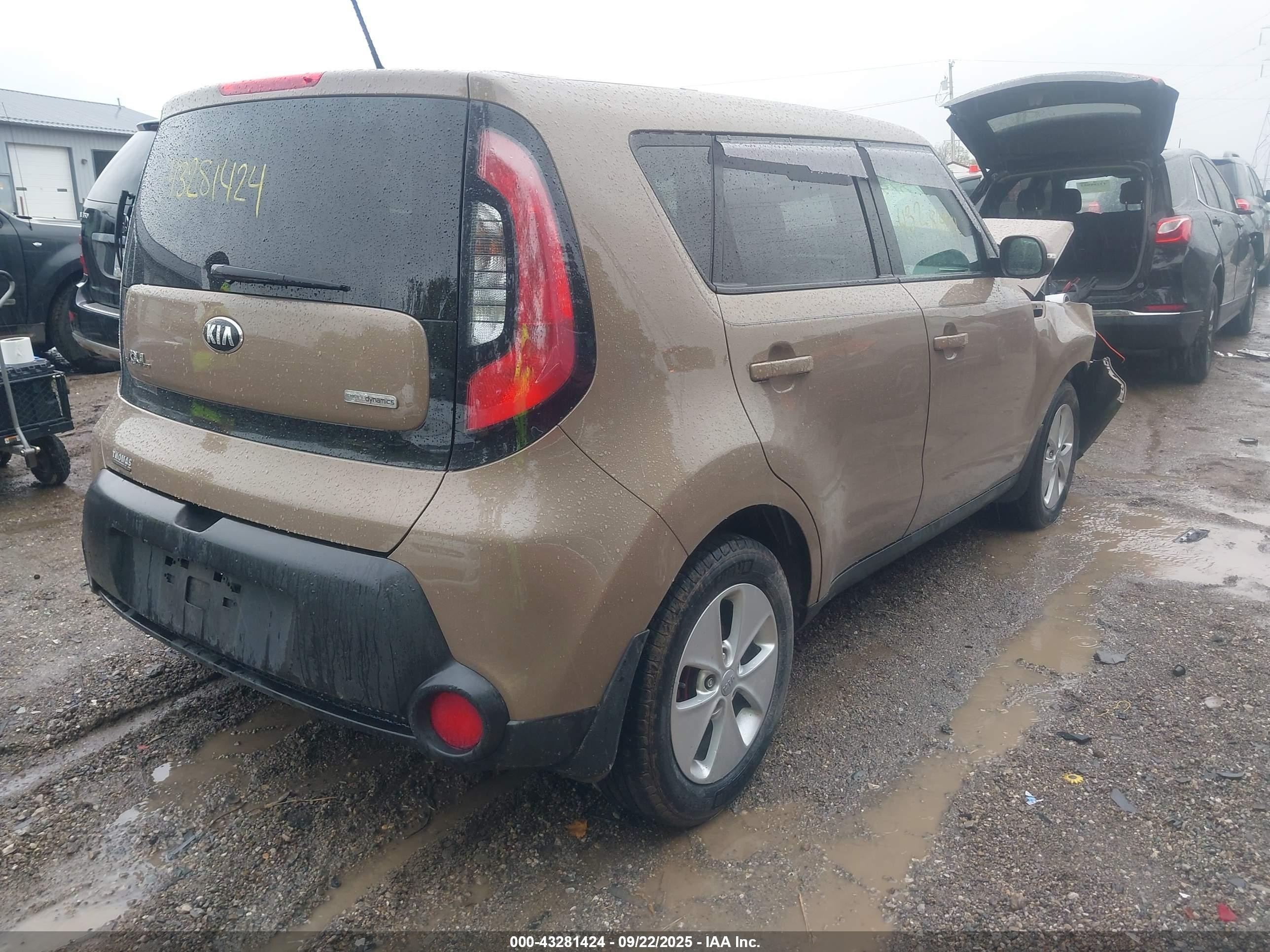 2014 Kia Soul + Коричневый vin: KNDJP3A59E7047151
