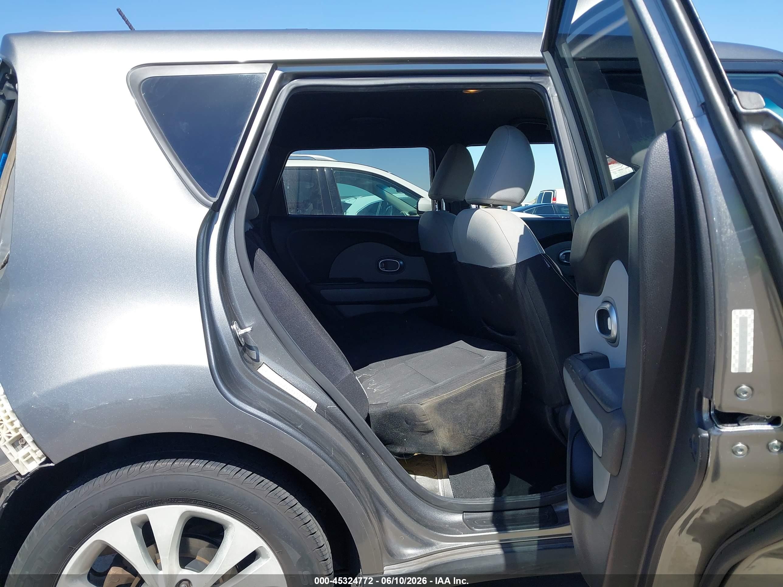 2014 Kia Soul + Gray vin: KNDJP3A59E7076830