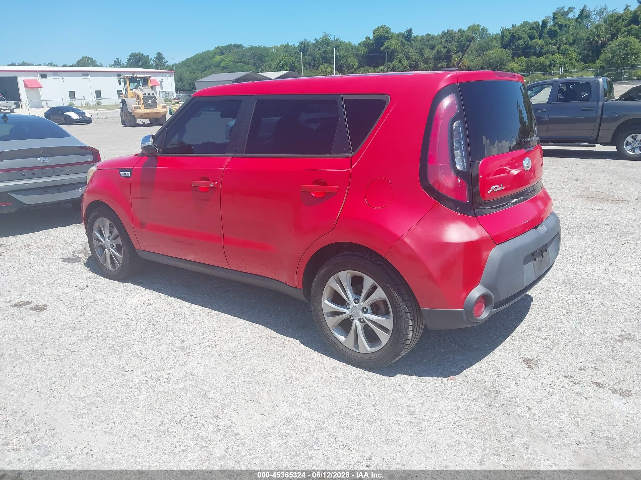 2014 Kia Soul + Red vin: KNDJP3A59E7705616