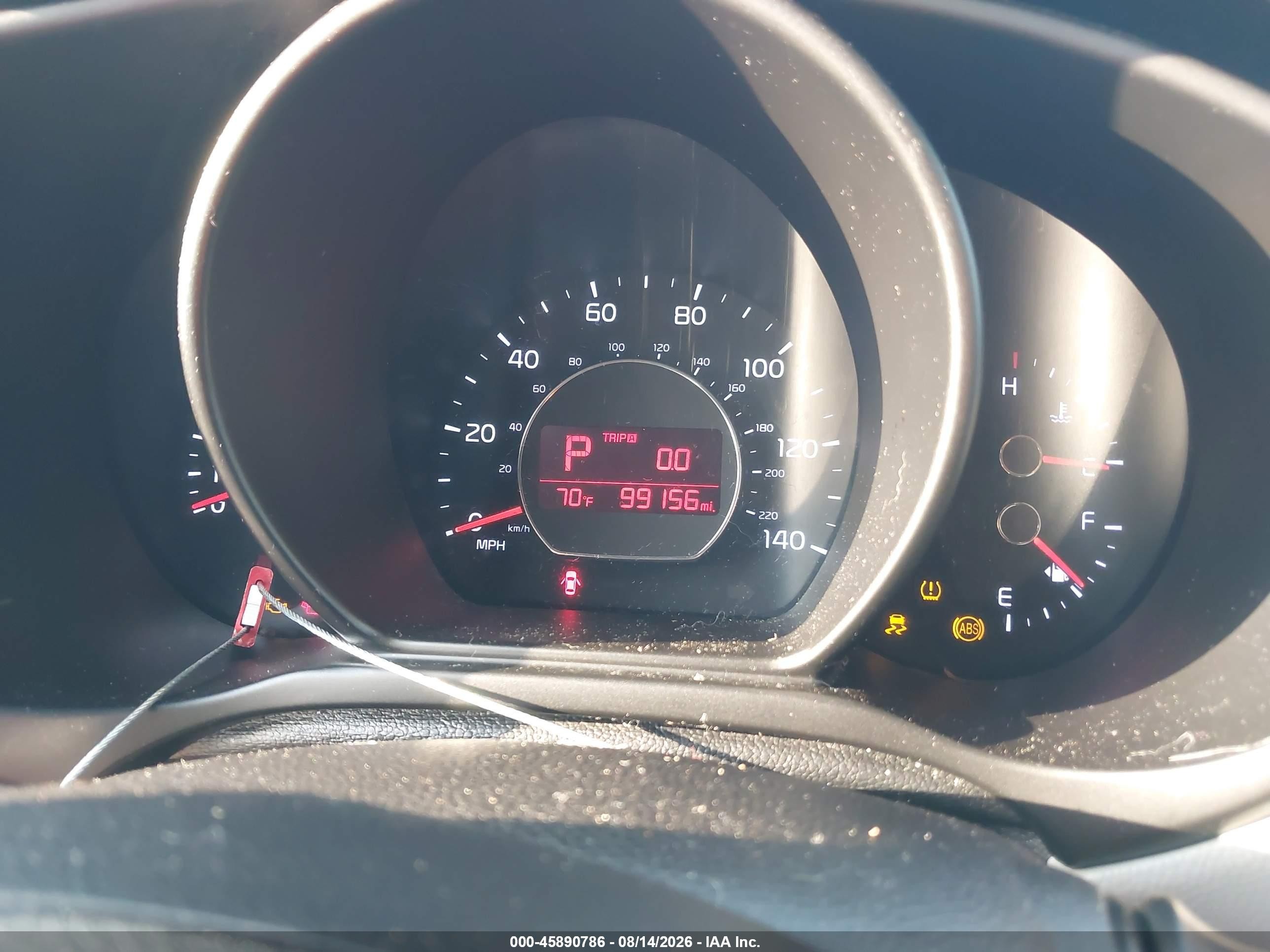 2014 Kia Soul + Серебряный vin: KNDJP3A59E7726871