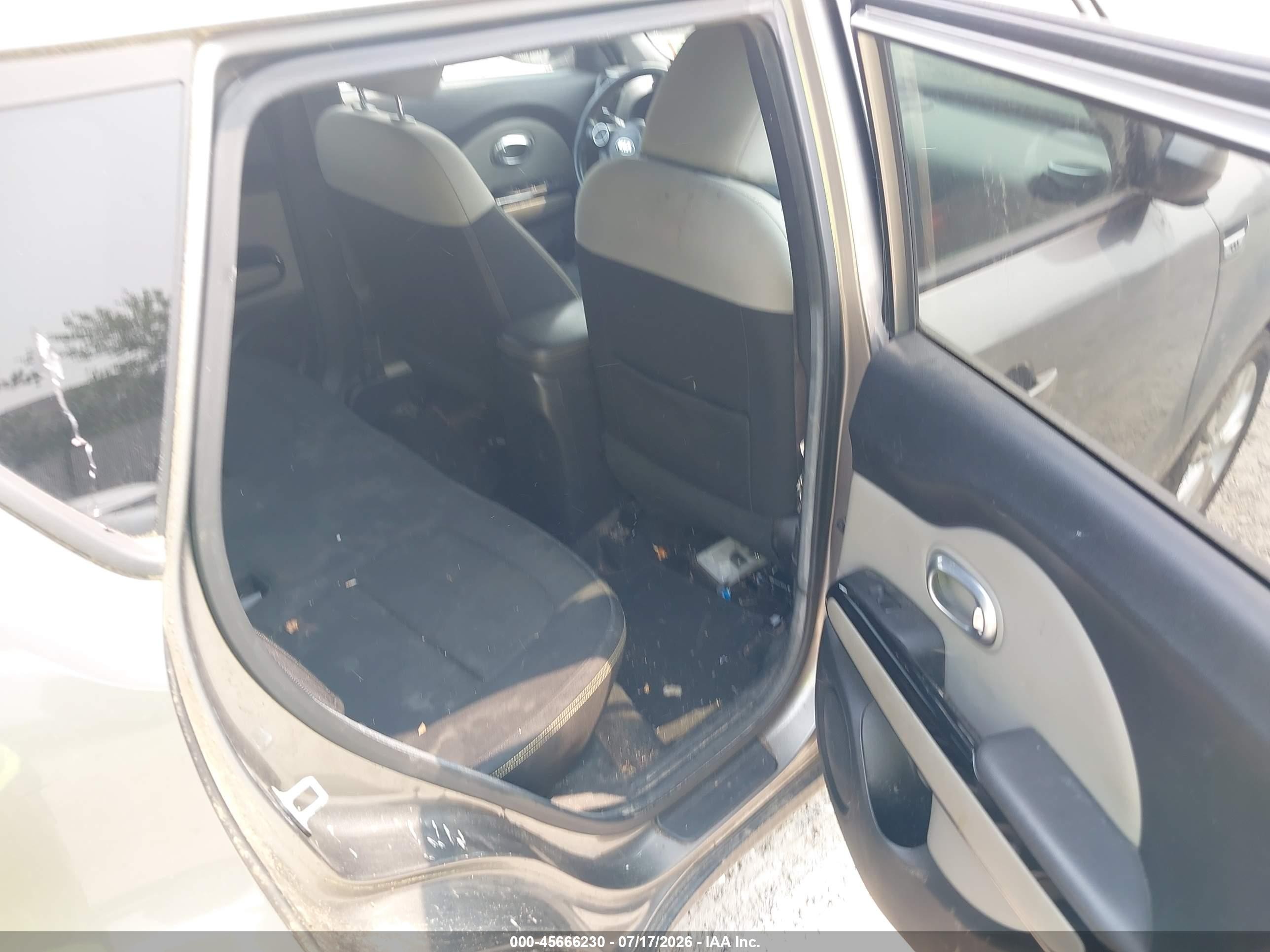 2015 Kia Soul + Gray vin: KNDJP3A59F7122500