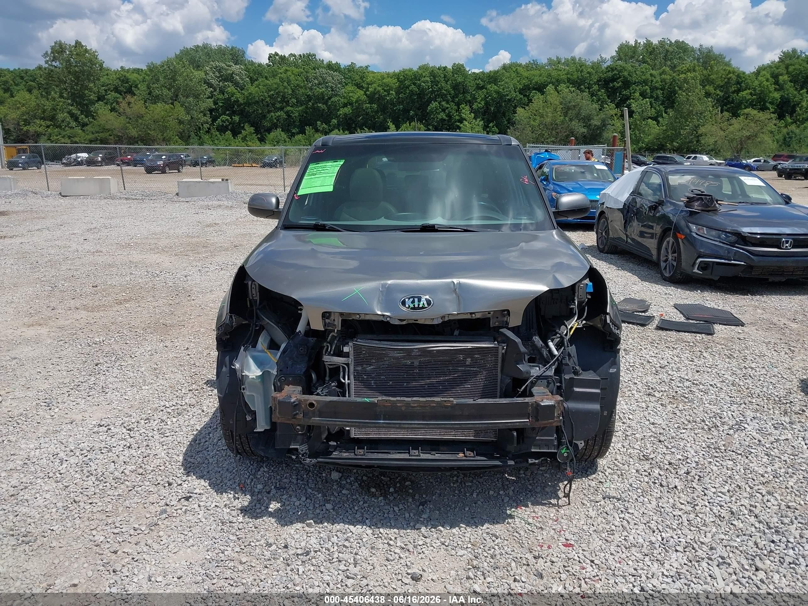 2015 Kia Soul + Gray vin: KNDJP3A59F7128264