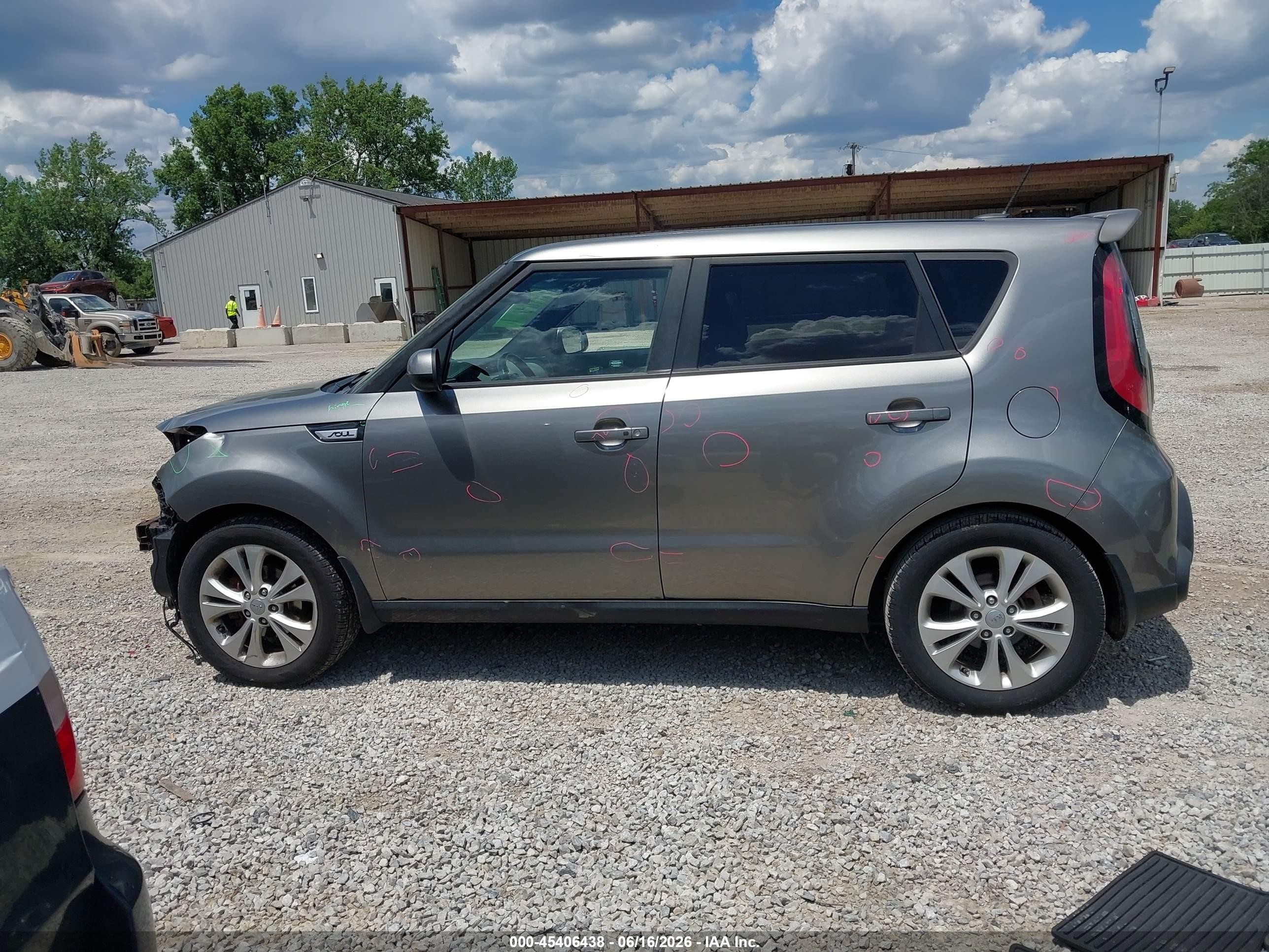2015 Kia Soul + Gray vin: KNDJP3A59F7128264