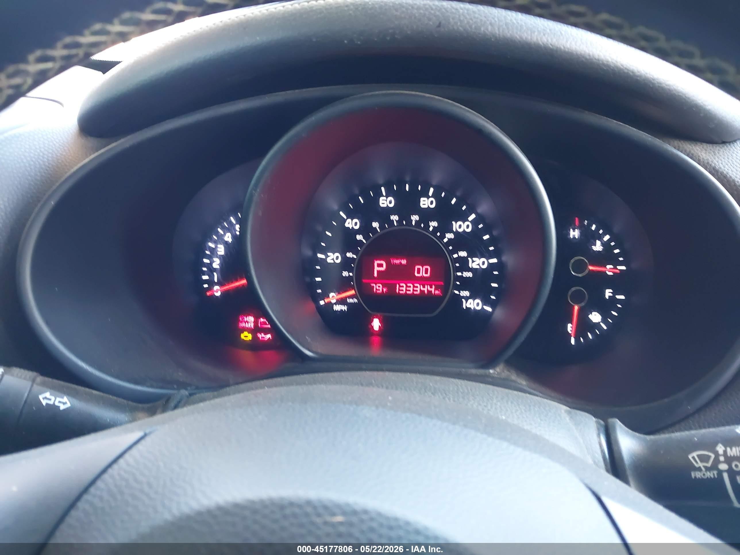 2015 Kia Soul + Orange vin: KNDJP3A59F7149020